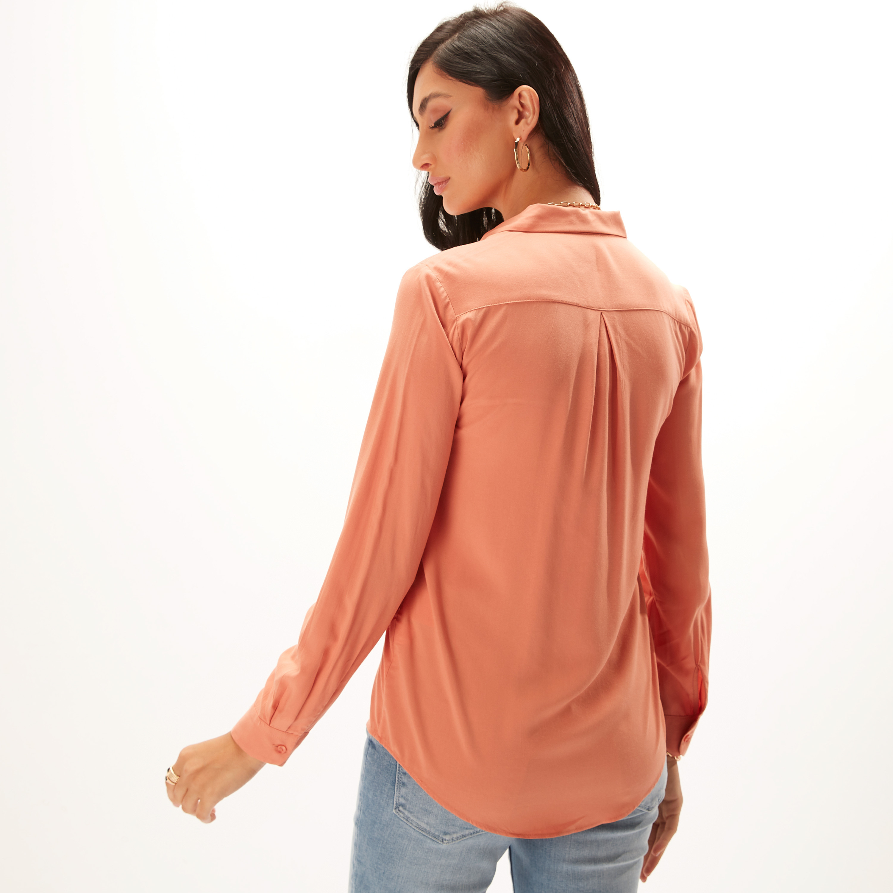 قميص سادة بأكمام طويلة وزر إغلاق-women-clothing-shirtsandblouses-shirts-image-10