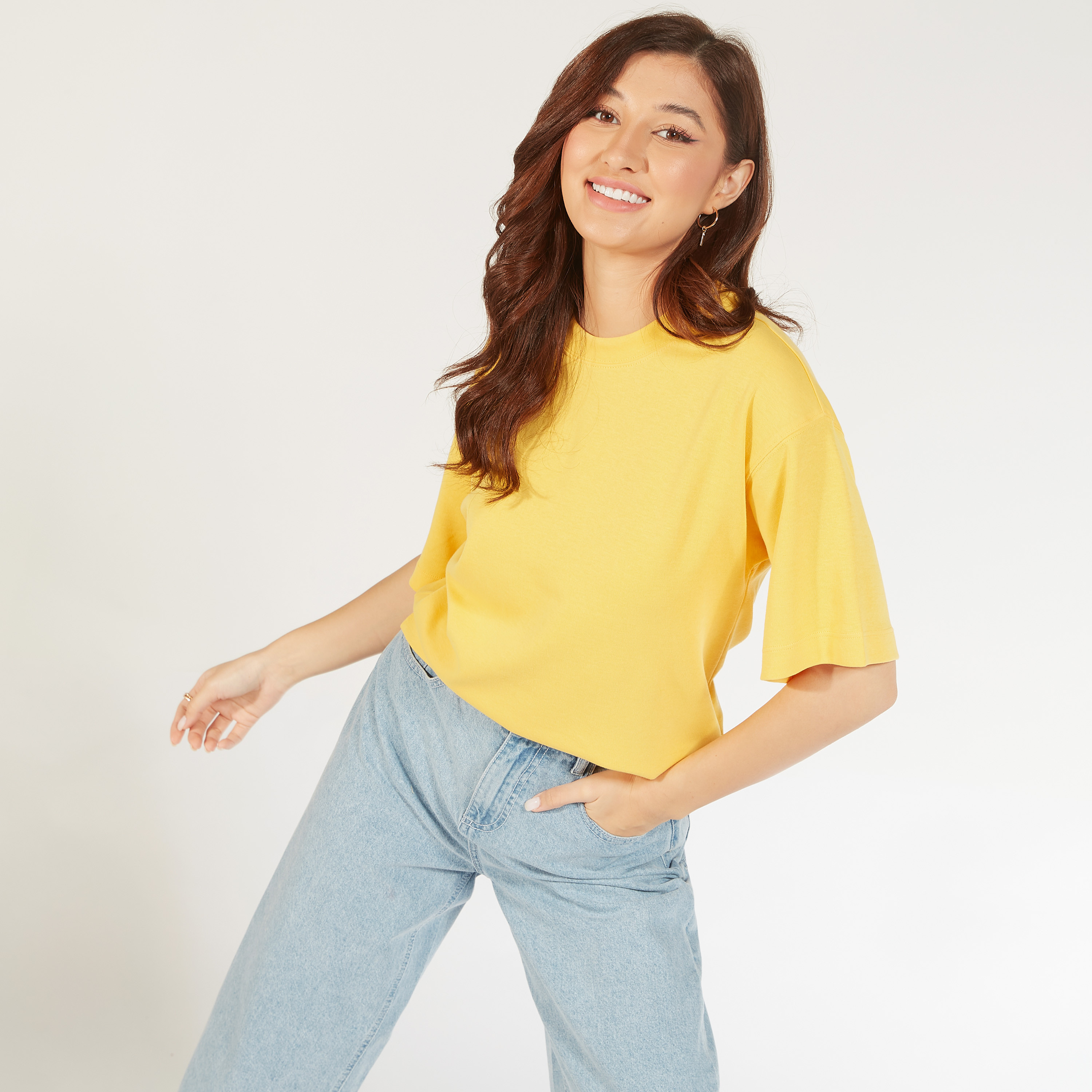تيشيرت سادة بياقة ضيّقة وأكمام قصيرة-women-clothing-tshirts-image-7