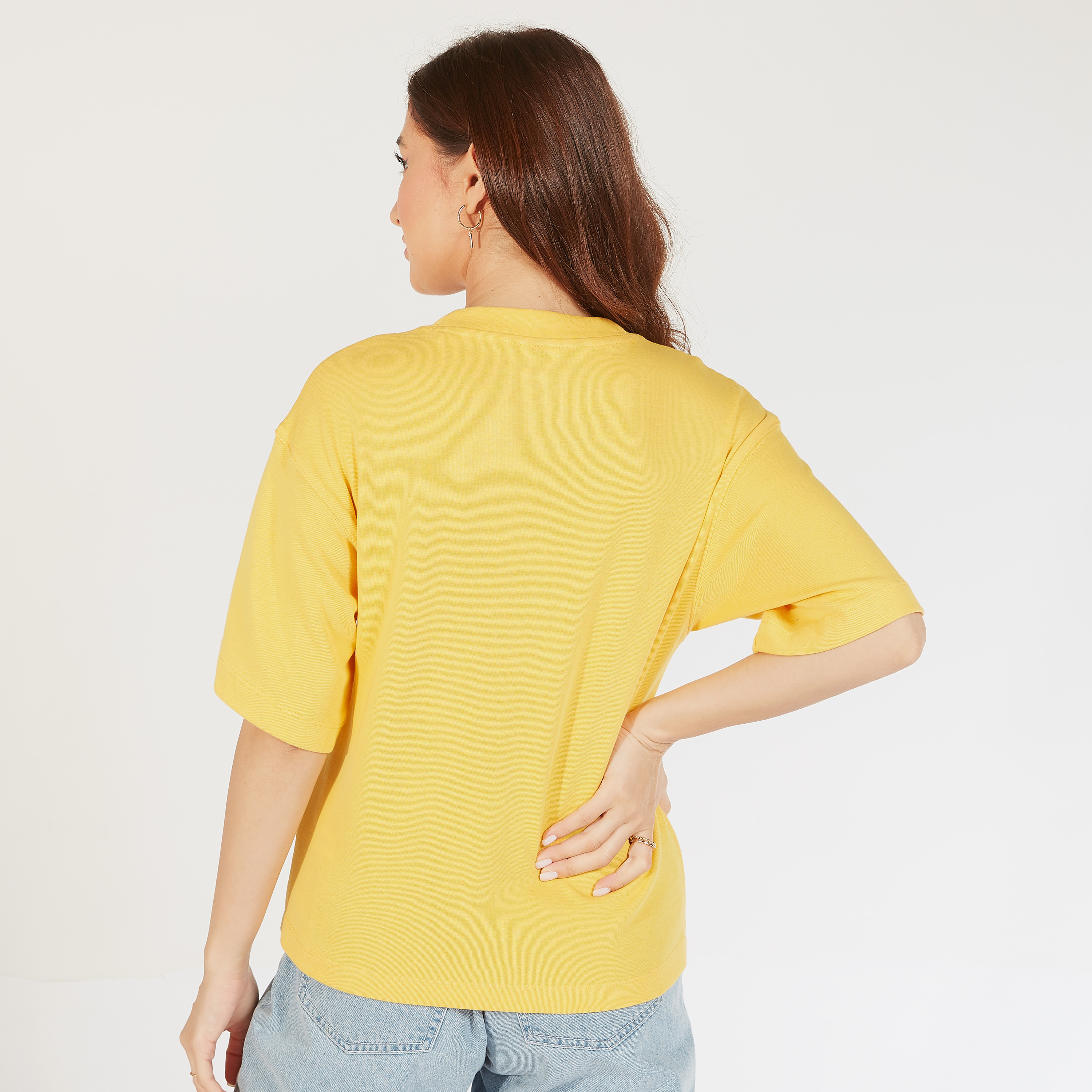 تيشيرت سادة بياقة ضيّقة وأكمام قصيرة-women-clothing-tshirts-image-8