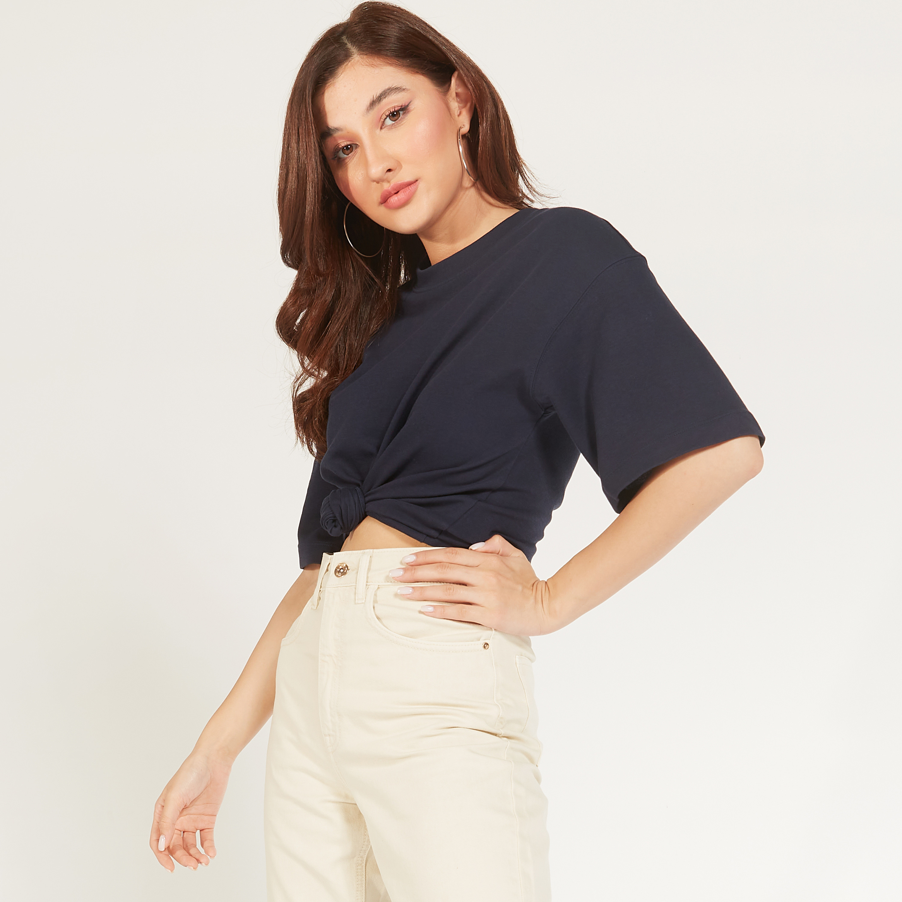 تيشيرت سادة بياقة ضيّقة وأكمام قصيرة-women-clothing-tshirts-image-9