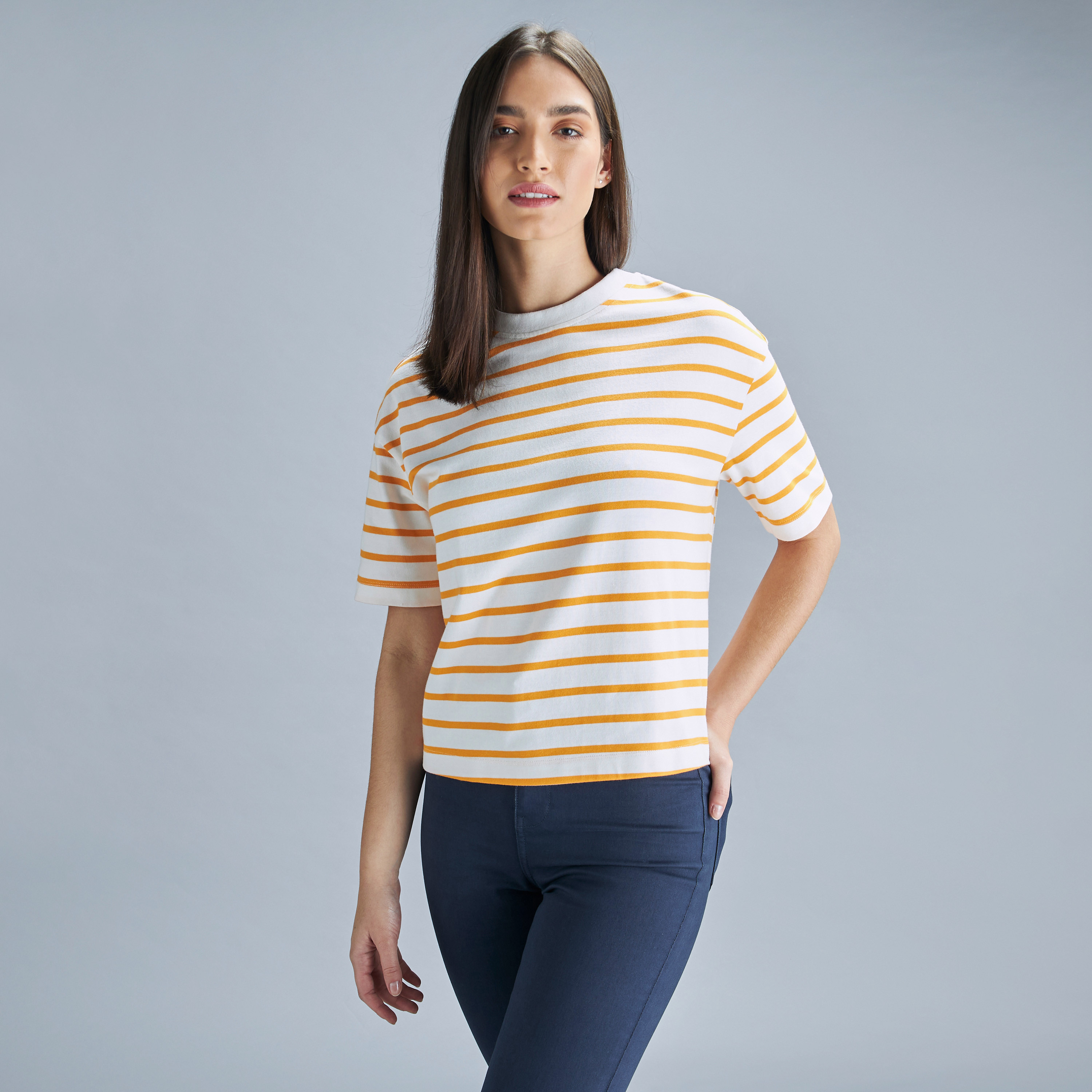 Round neck t shirts for deals womens