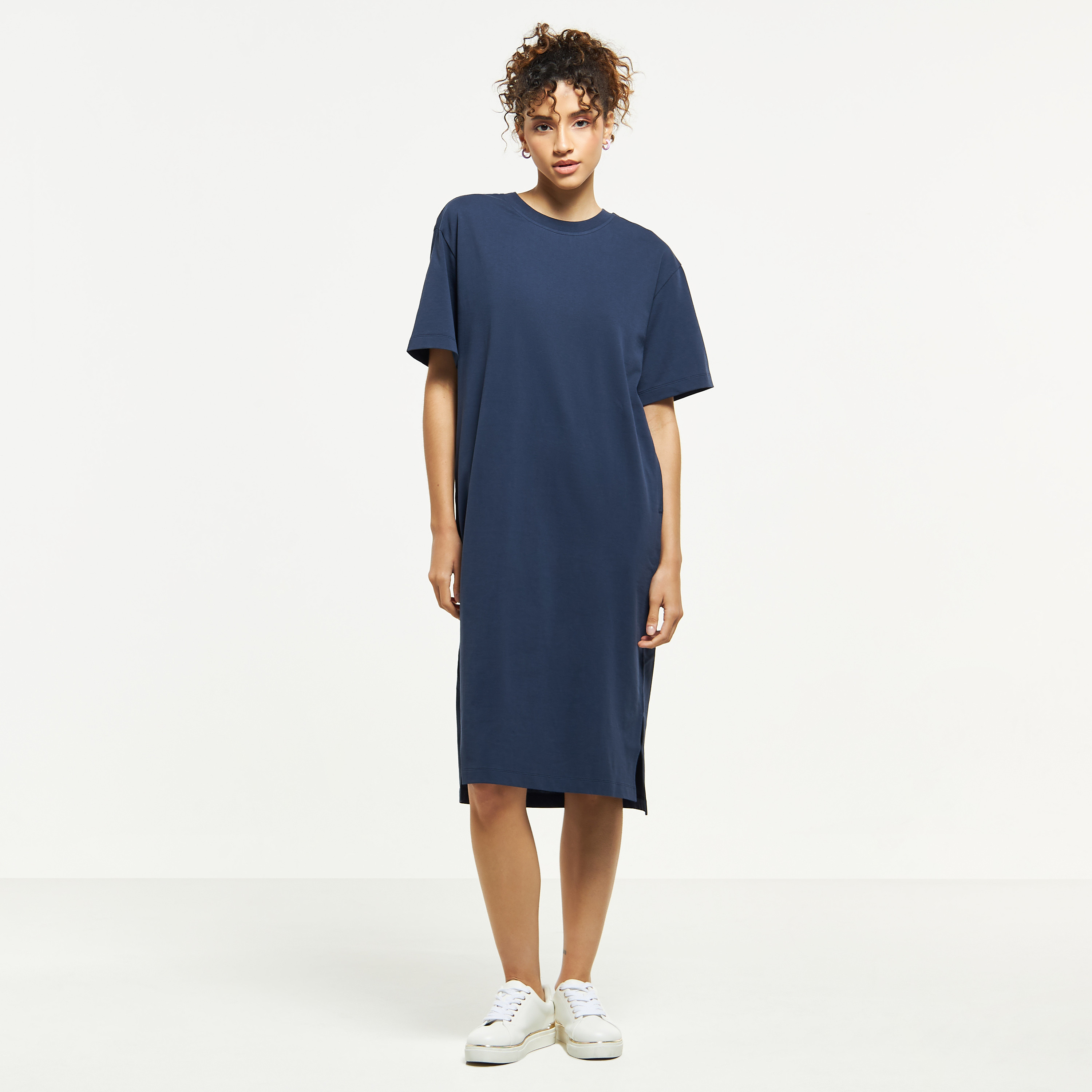 T shirt dress with side sale pockets