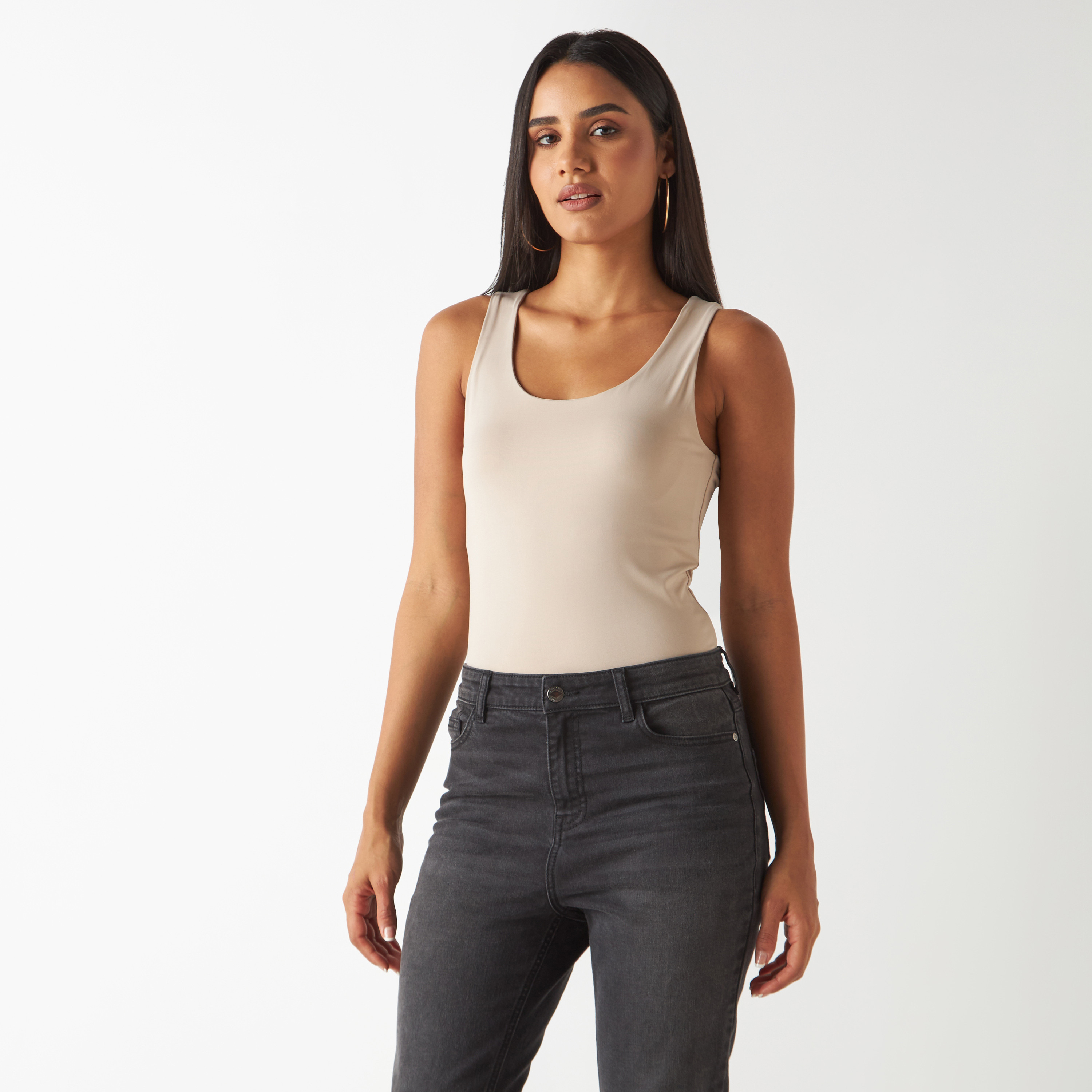 بلوزة دون أكمام بياقة عميقة-women-clothing-tshirts-image-1