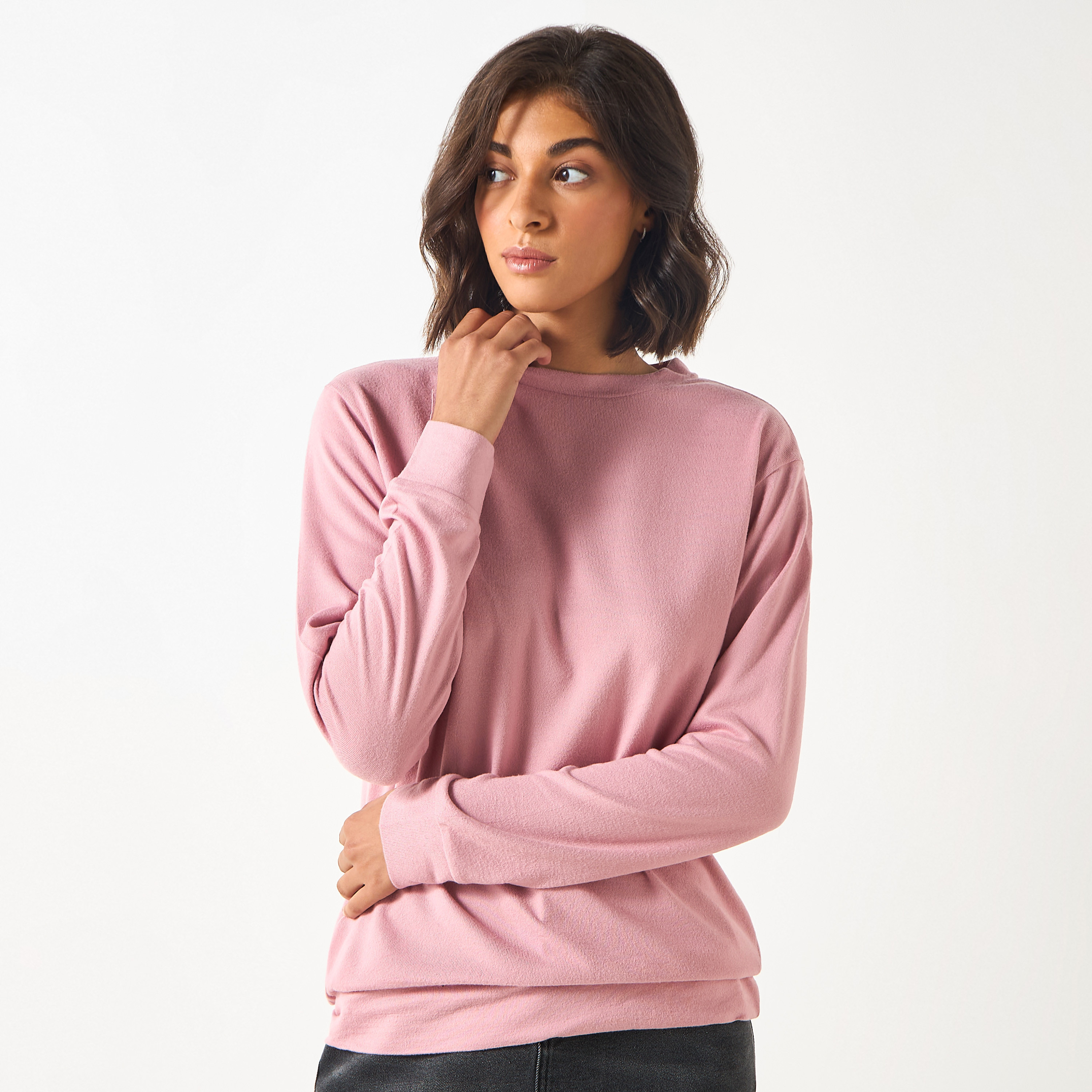 سويت شيرت ناعم الملمس بأكمام طويلة وقصّة مريحة-women-clothing-hoodiesandsweatshirts-sweatshirts-image-9