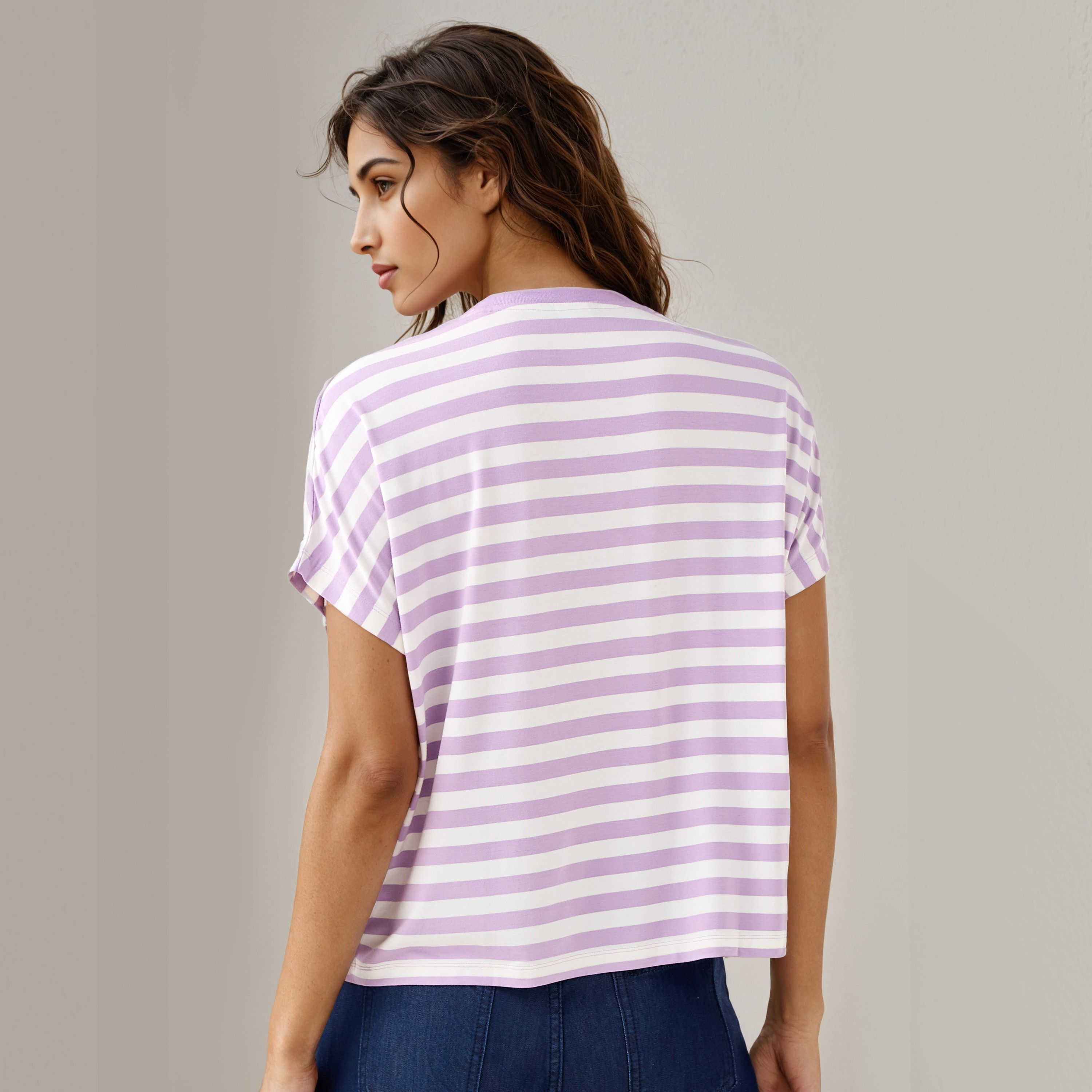 تيشيرت فيسكوز مقلم بياقة ضيقة-women-clothing-tshirts-image-3