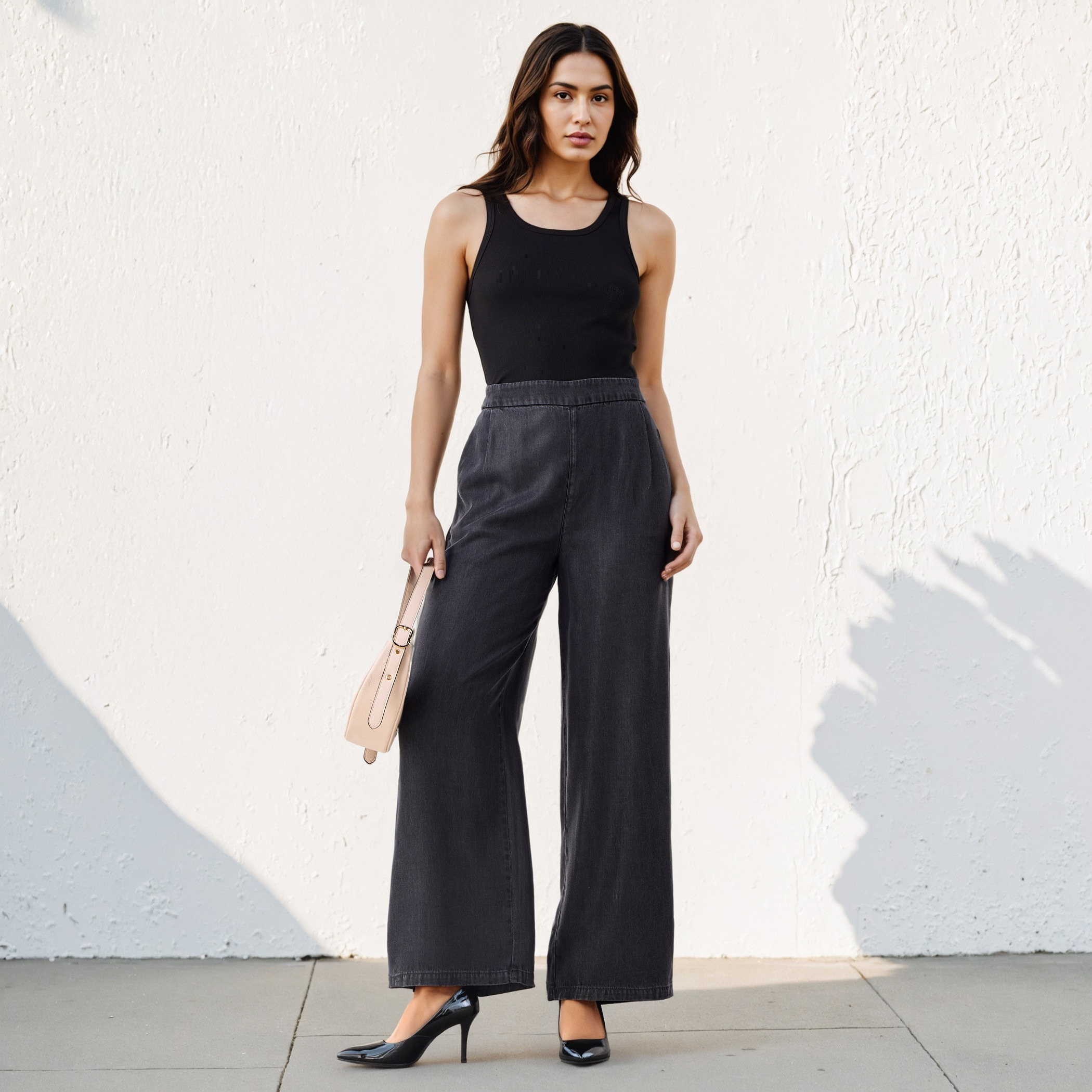 بلوزة تانك مضلعة دون أكمام بياقة عميقة-women-clothing-tshirts-image-2