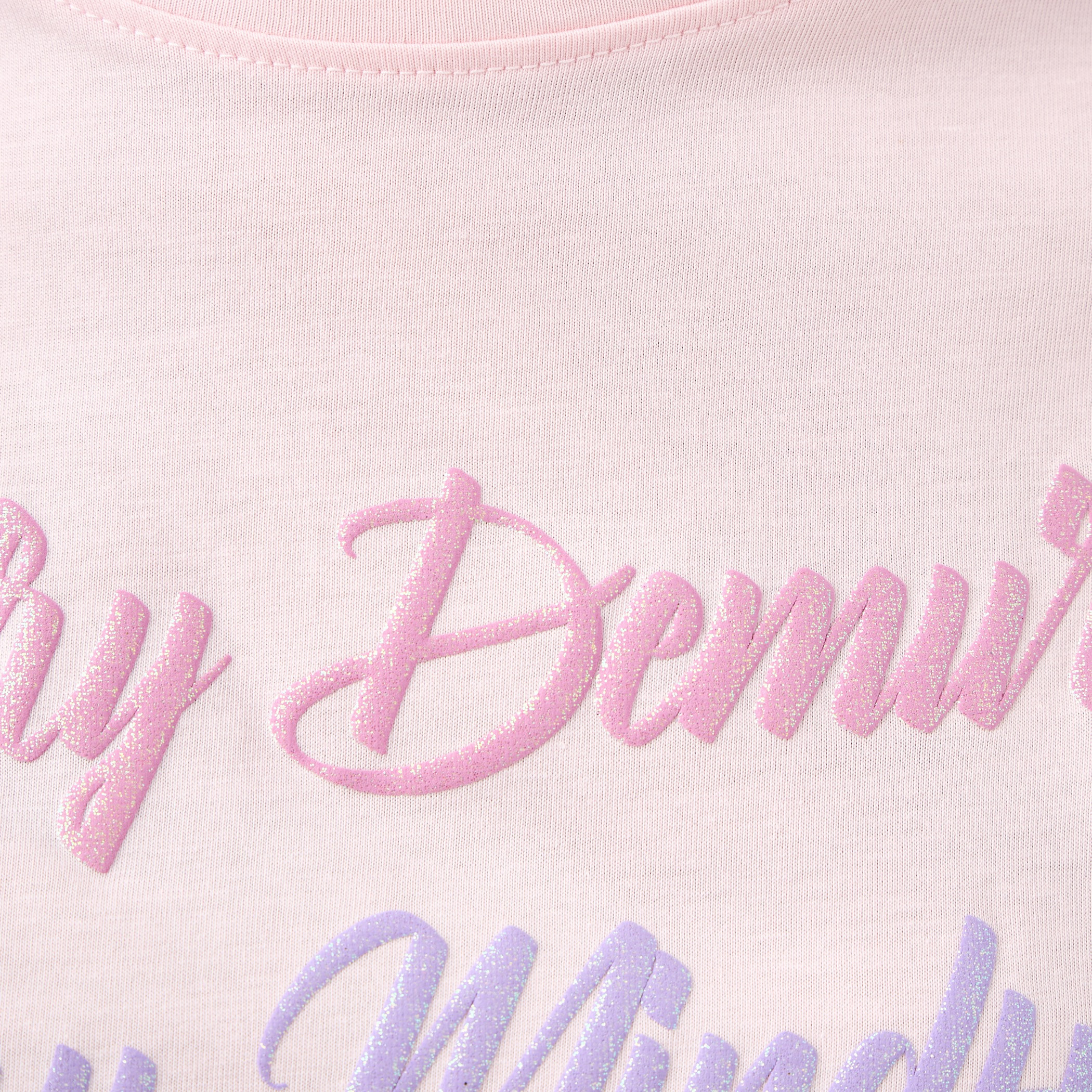 تيشيرت بياقة ضيقة وطبعات شعار-women-clothing-tshirts-image-5