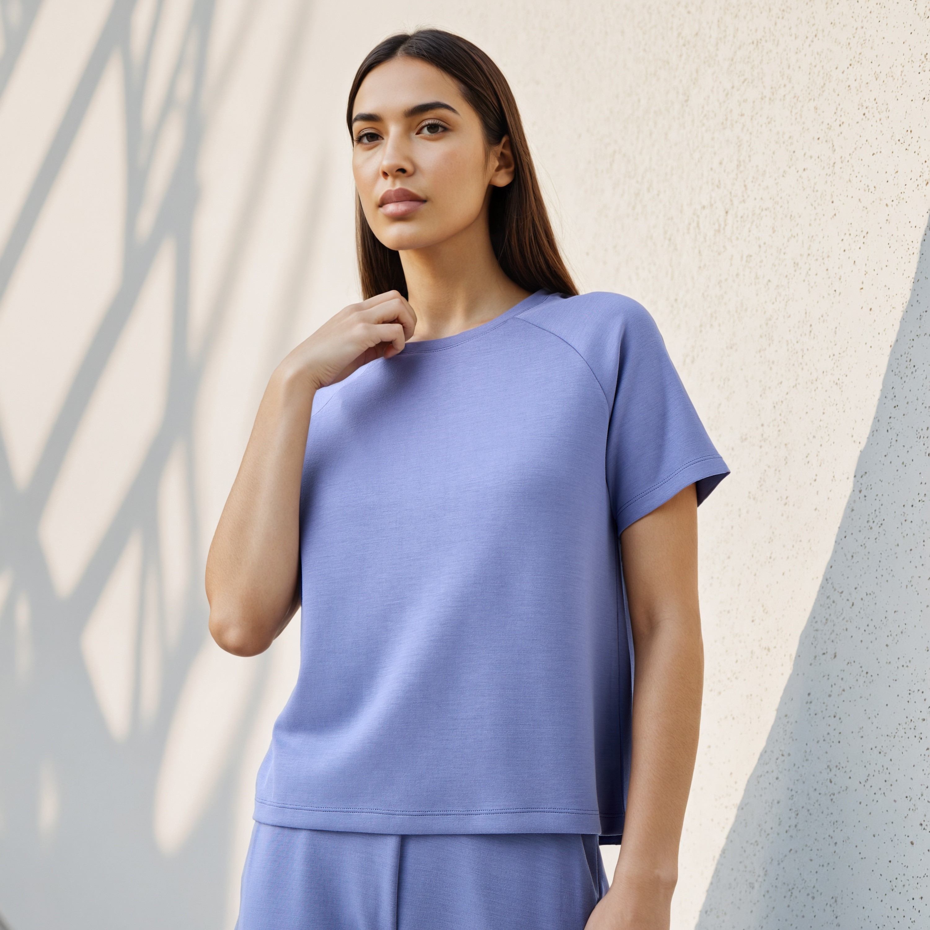 تيشيرت بياقة ضيقة وأكمام قصيرة-women-clothing-tshirts-image-1