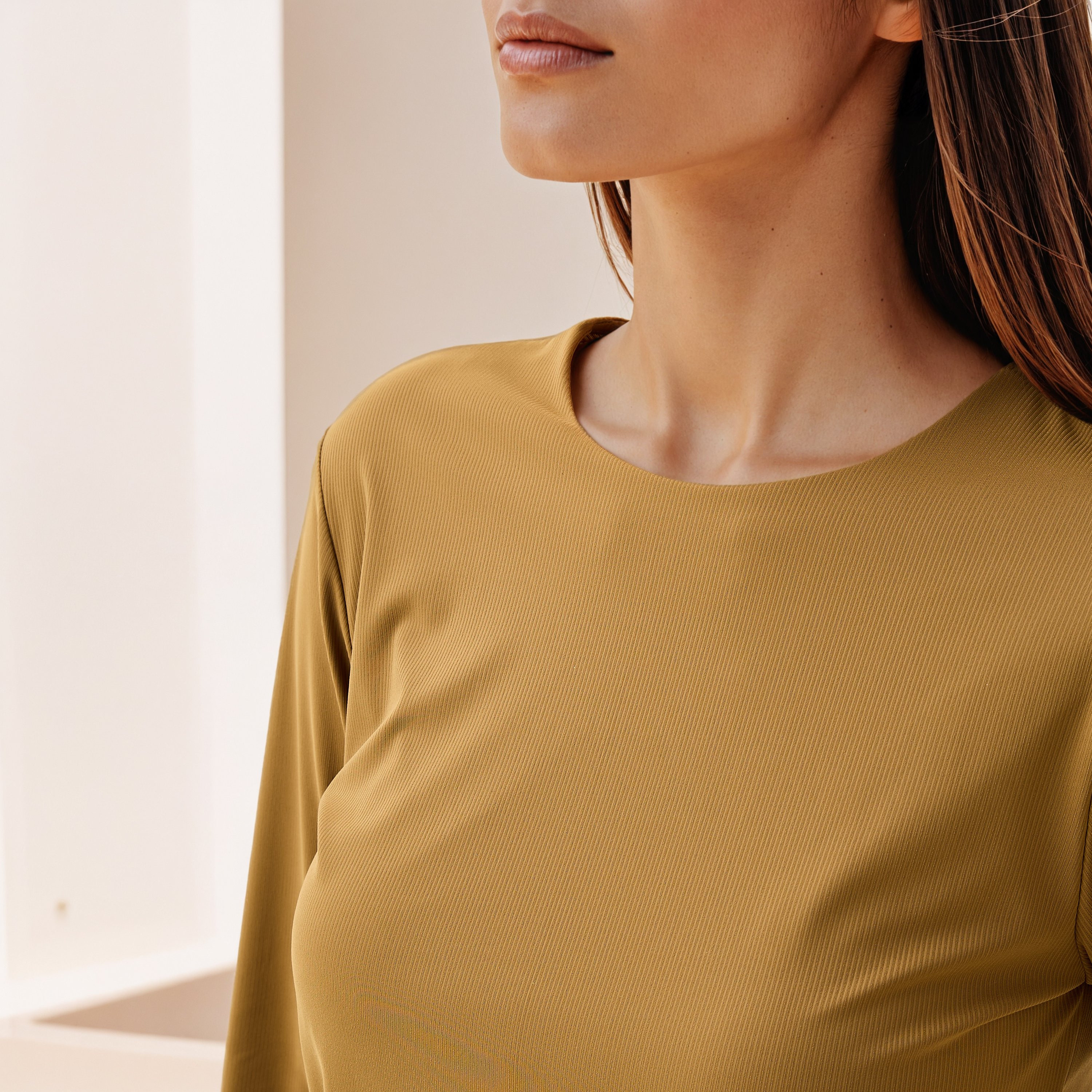 تيشيرت مضلع بياقة ضيقة-women-clothing-tshirts-image-4