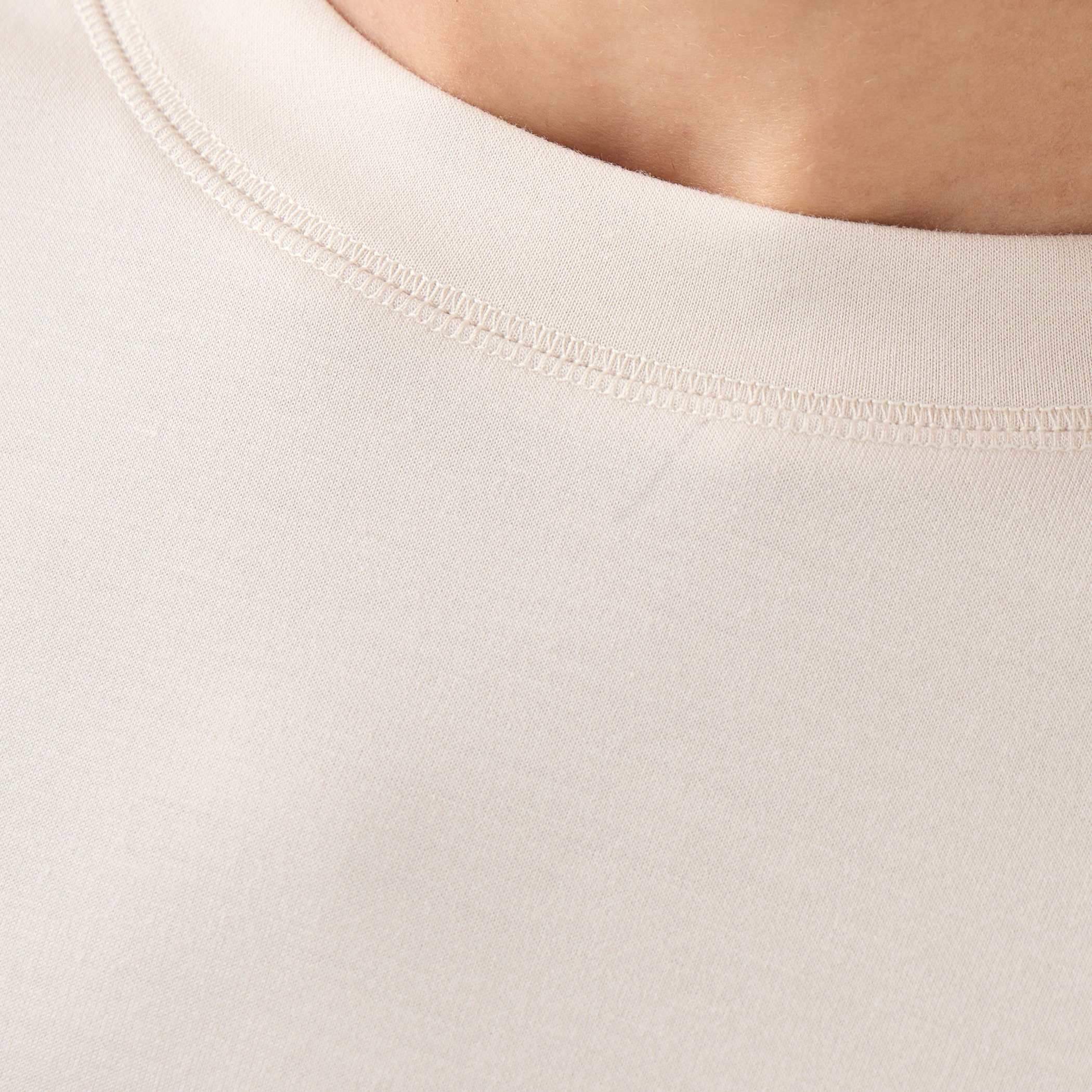 Soft Touch Sweatshirt-women-winterwear-hoodiesandsweatshirts-sweatshirts-image-5