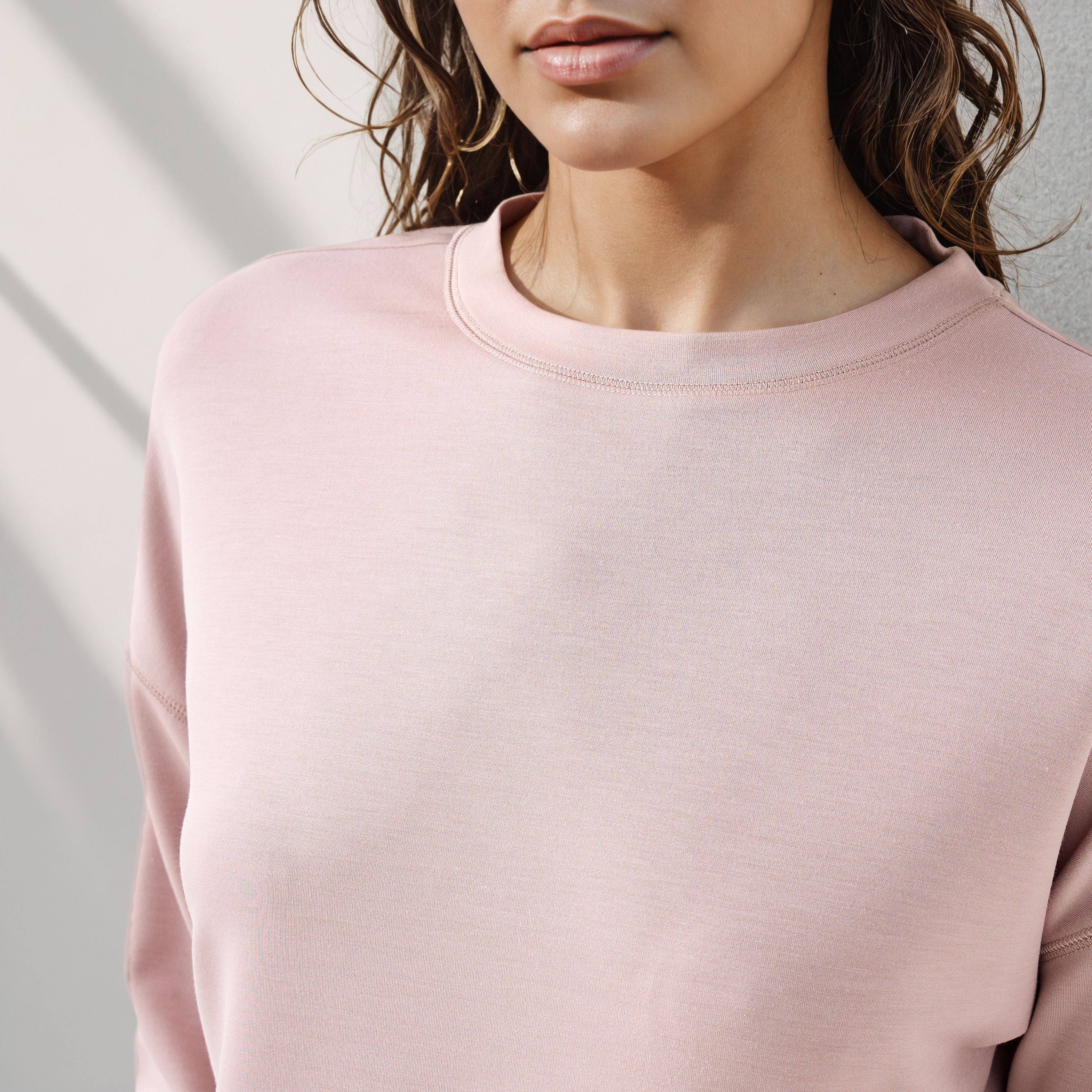 Soft Touch Sweatshirt-women-winterwear-hoodiesandsweatshirts-sweatshirts-image-4