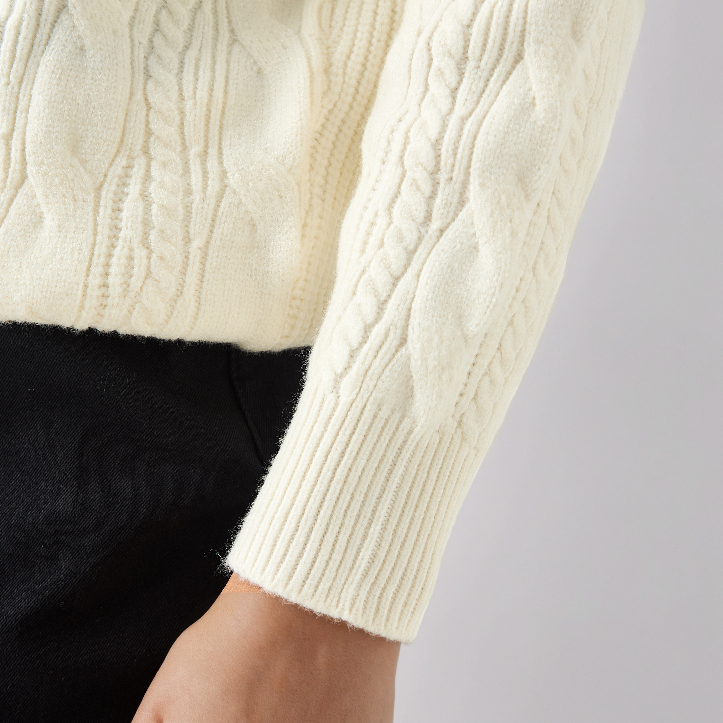 كنزة بوكسي بأكمام طويلة ونسيج كابل-women-clothing-cardigansandjumpers-jumpers-image-1
