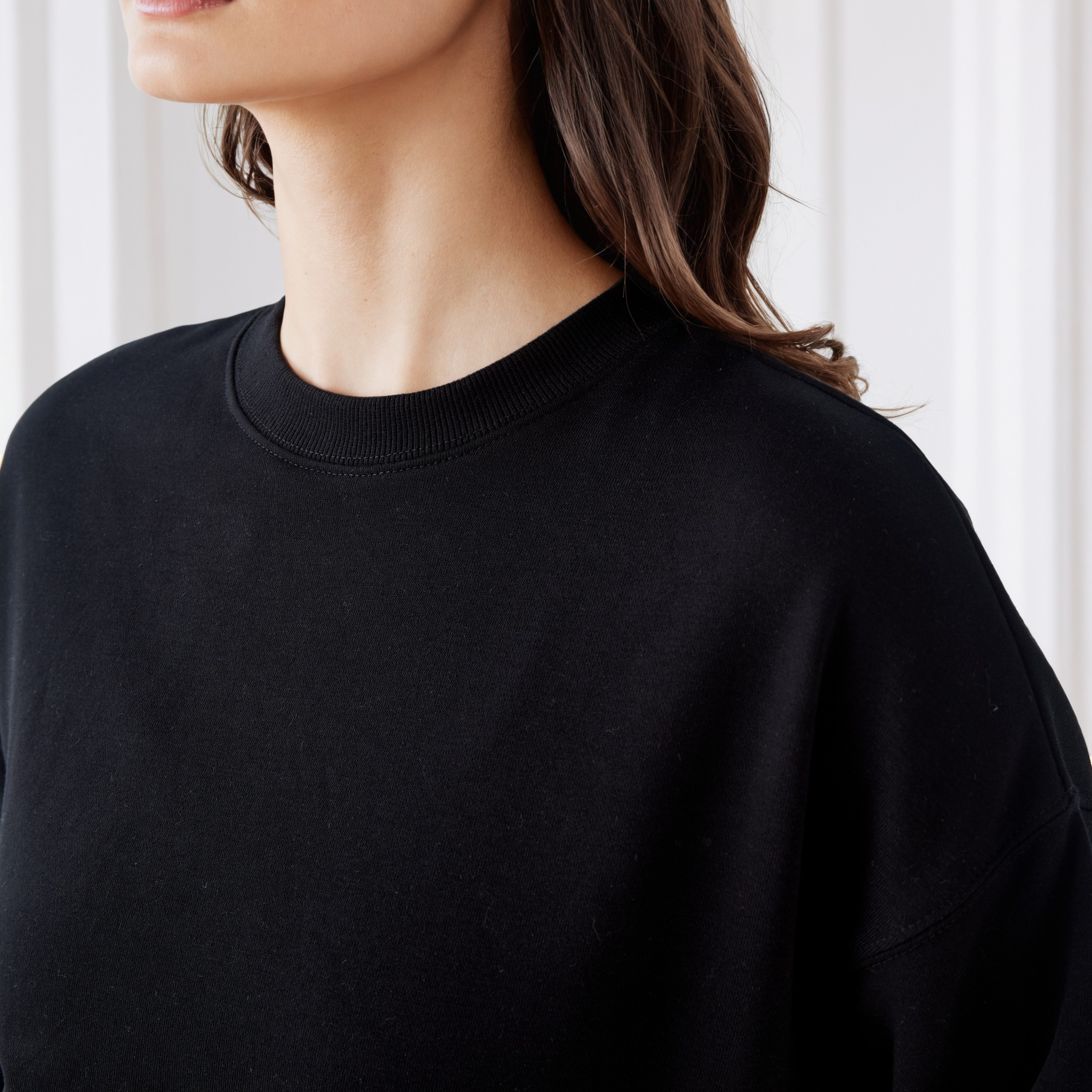 سويت شيرت بقصة مريحة-women-clothing-hoodiesandsweatshirts-sweatshirts-image-4