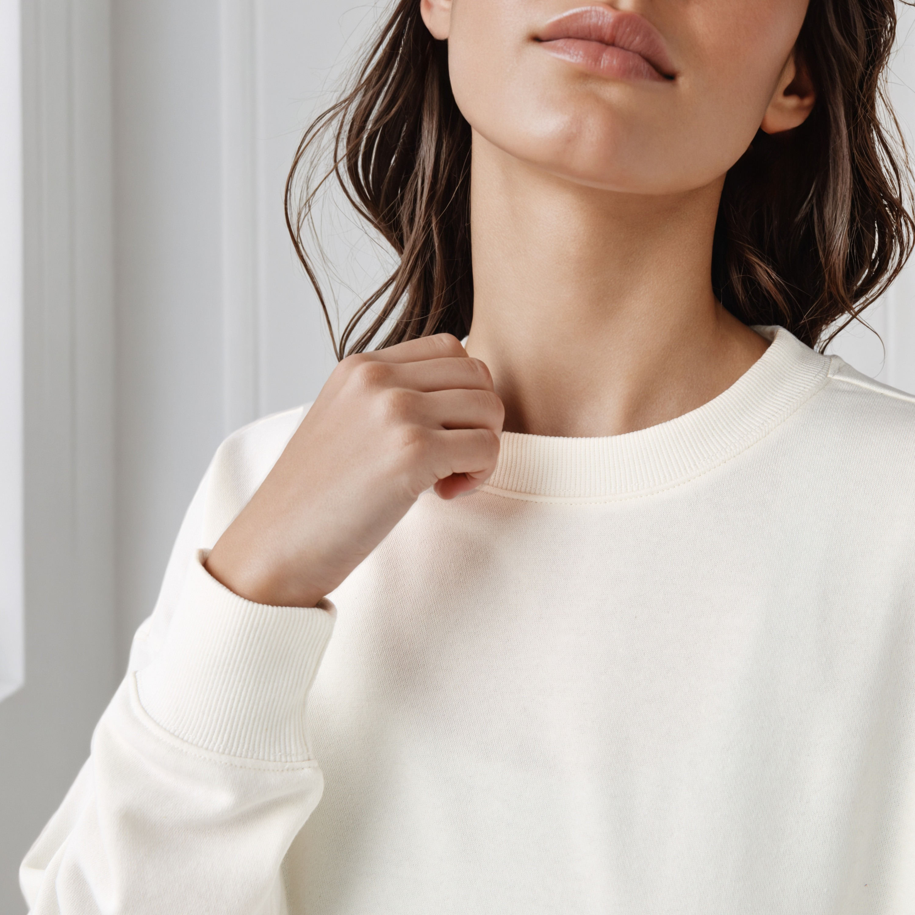 Relaxed Fit Sweatshirt-women-winterwear-hoodiesandsweatshirts-sweatshirts-image-4