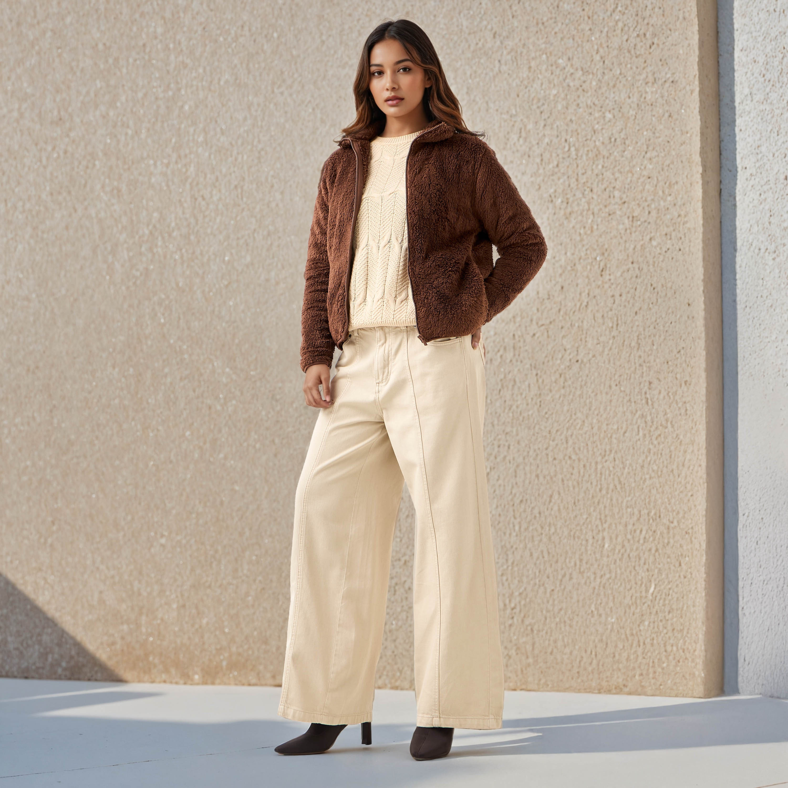 جاكيت بوليستر ببطانة شيربا-women-winterwear-coatsandjackets-jackets-image-2