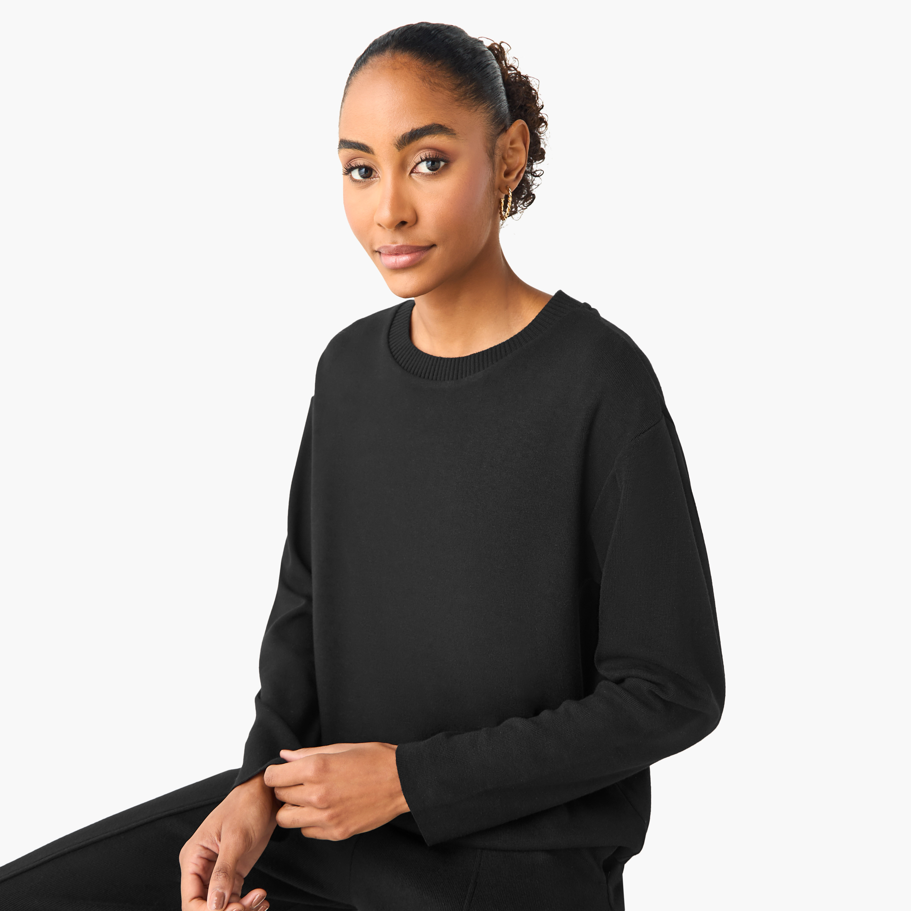كنزة مضلعة بقصّة عادية وياقة مستديرة-women-clothing-cardigansandjumpers-jumpers-image-5