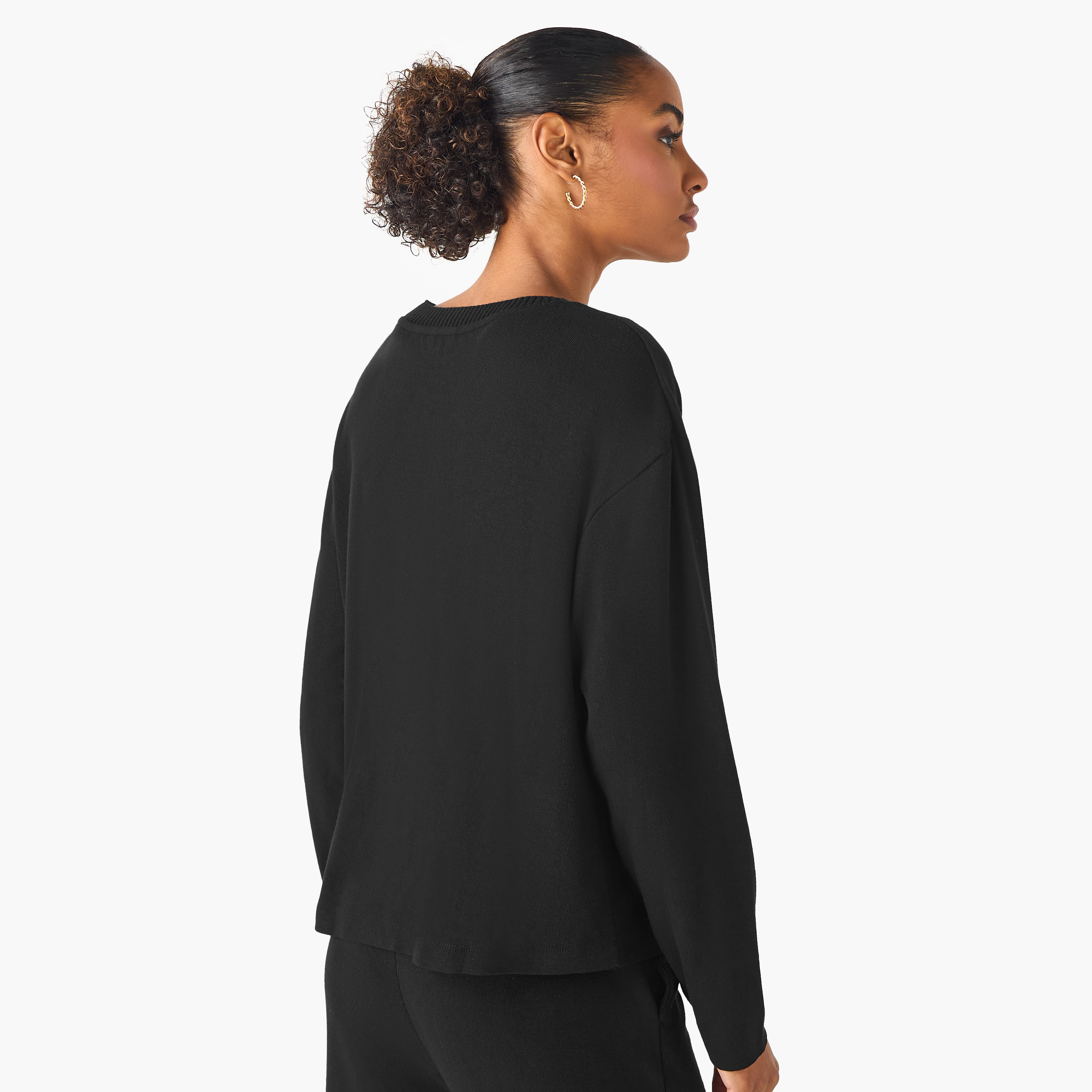 كنزة مضلعة بقصّة عادية وياقة مستديرة-women-clothing-cardigansandjumpers-jumpers-image-3