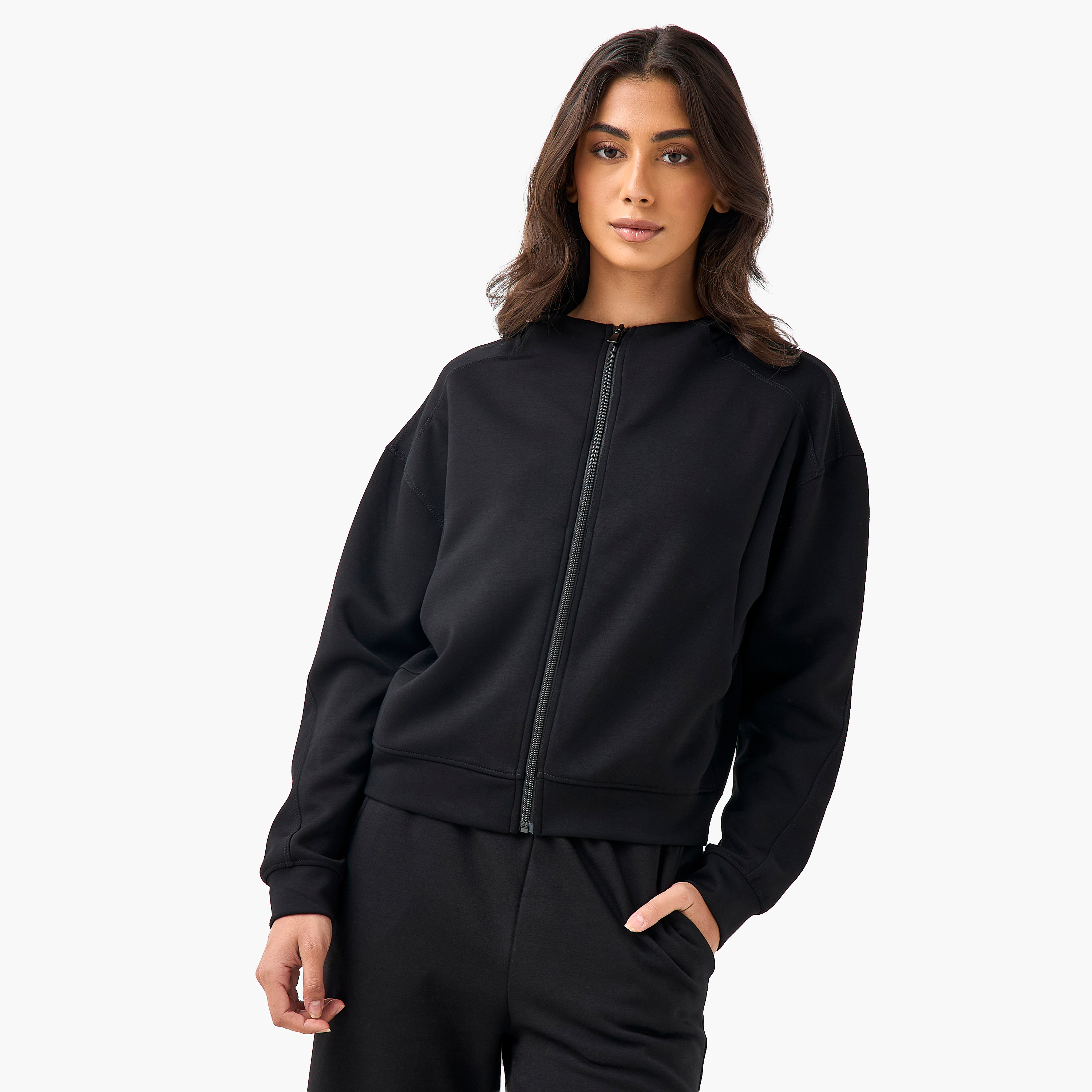 هودي بتفاصيل مغايرة-women-winterwear-hoodiesandsweatshirts-hoodies-image-1