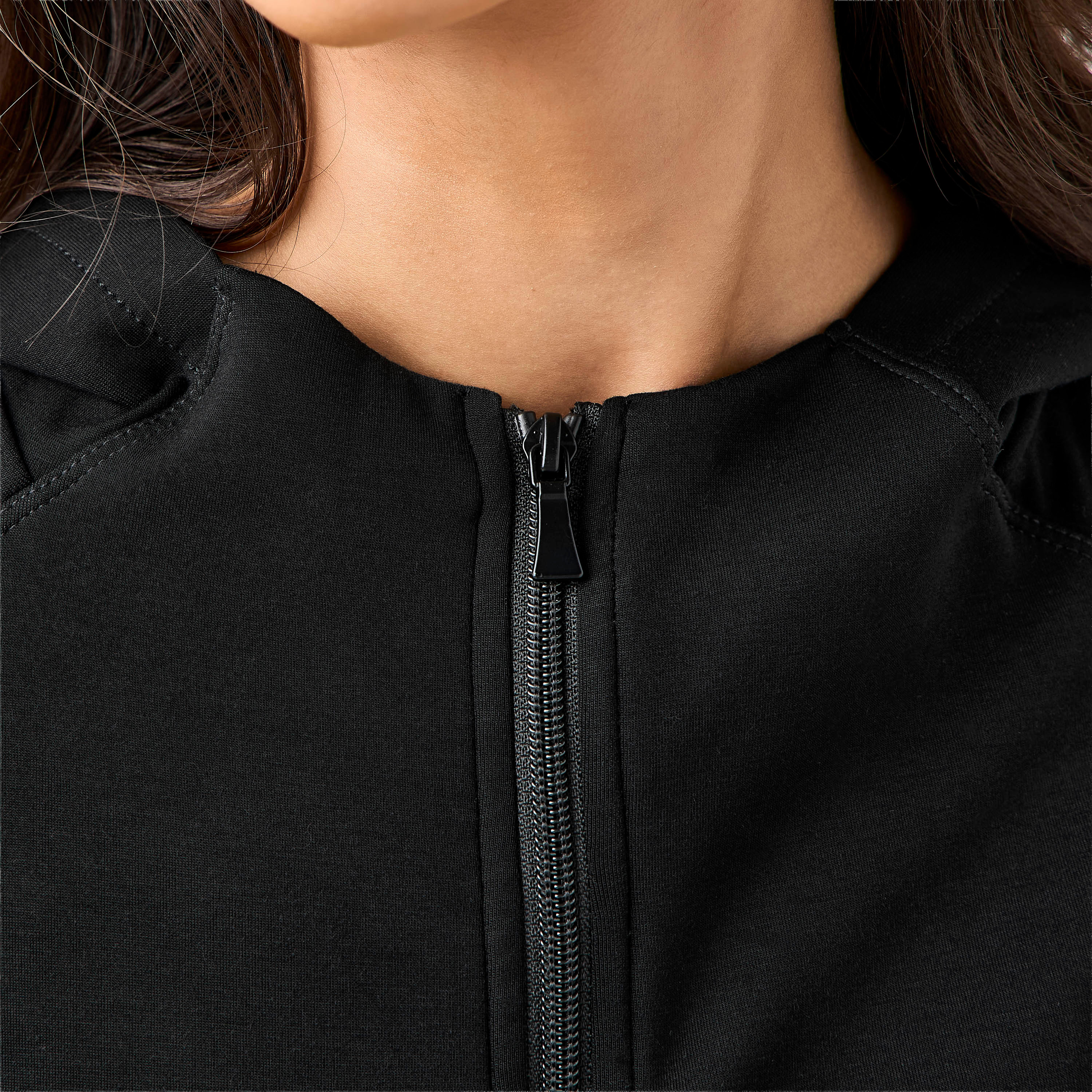هودي بتفاصيل مغايرة-women-winterwear-hoodiesandsweatshirts-hoodies-image-3
