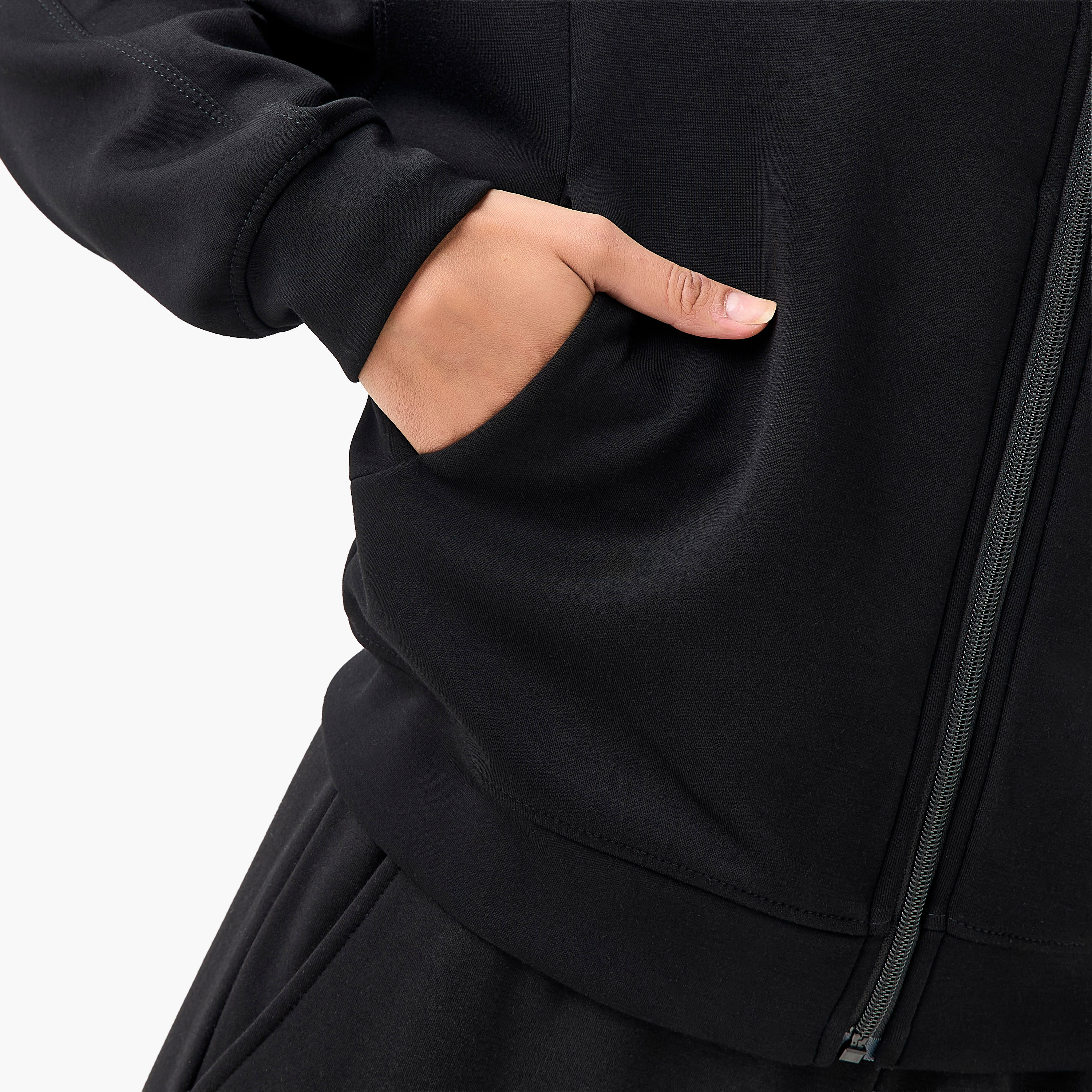 هودي بتفاصيل مغايرة-women-winterwear-hoodiesandsweatshirts-hoodies-image-5