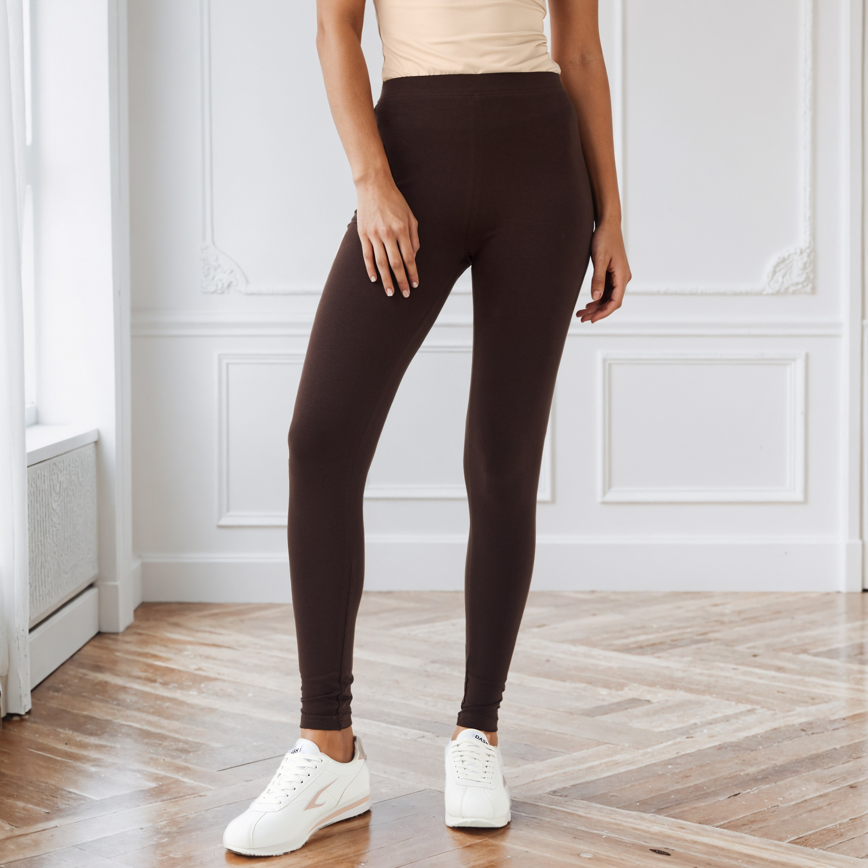 بنطلون ليقنز بقصة ضيقة وخصر عالي-women-clothing-leggings-image-1