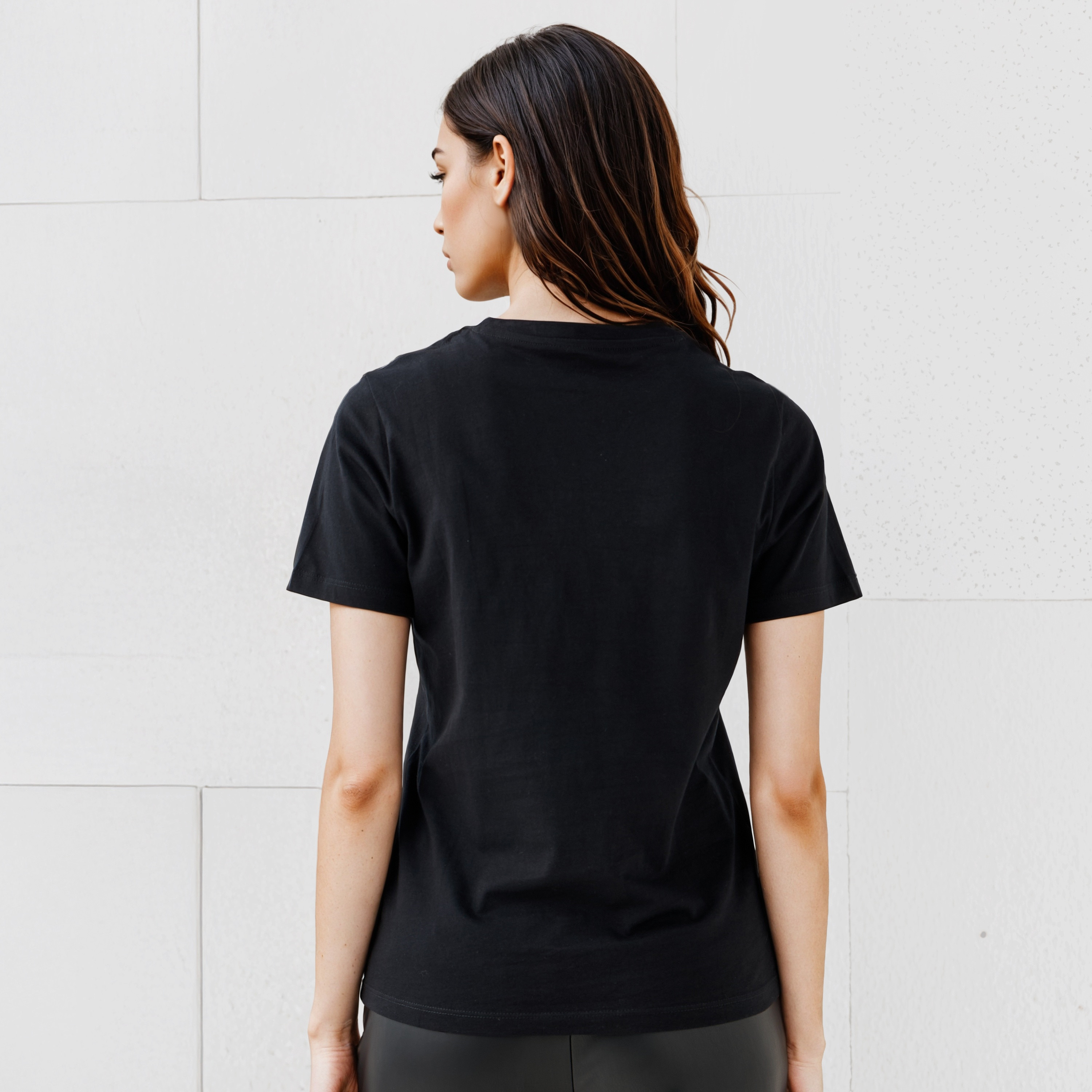 تيشيرت بياقة ضيقة وطبعات-women-clothing-tshirts-image-3