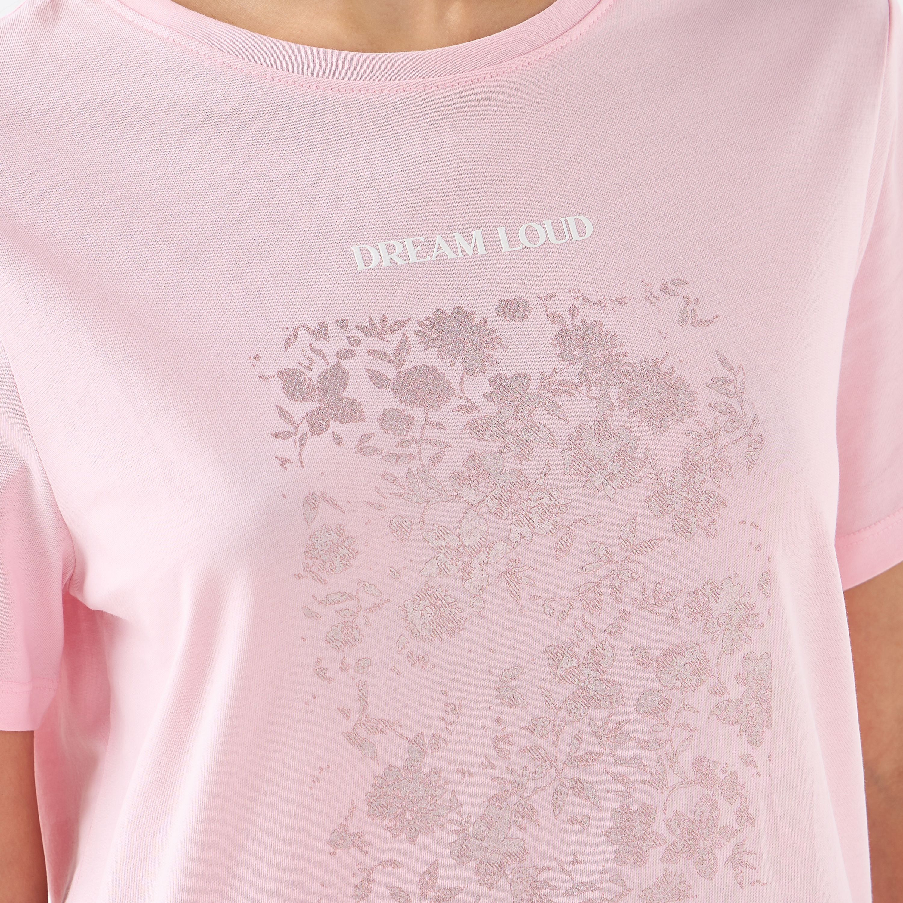 تيشيرت بياقة ضيقة وطبعات-women-clothing-tshirts-image-5