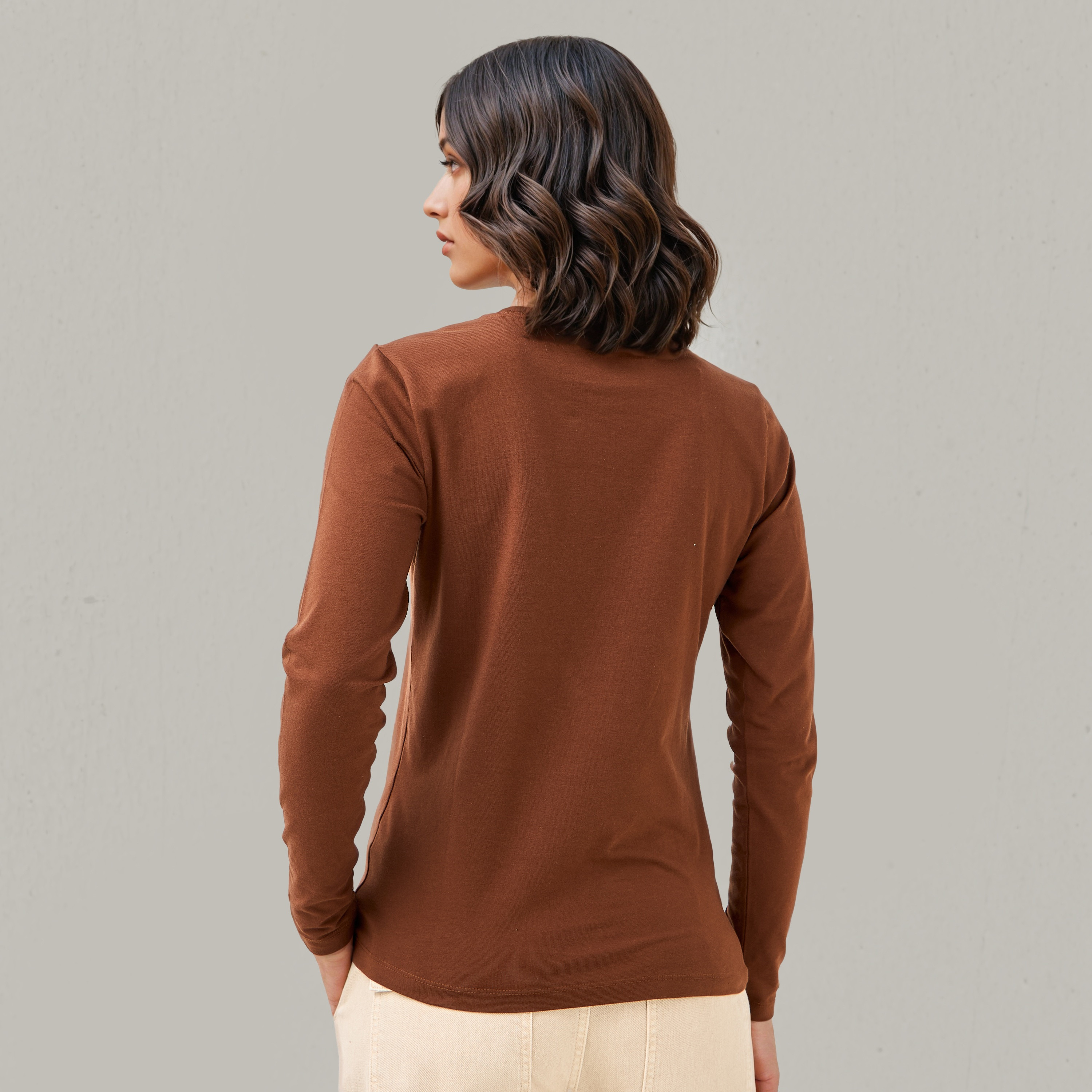 تيشيرت بقصة سليم-women-clothing-tshirts-image-3