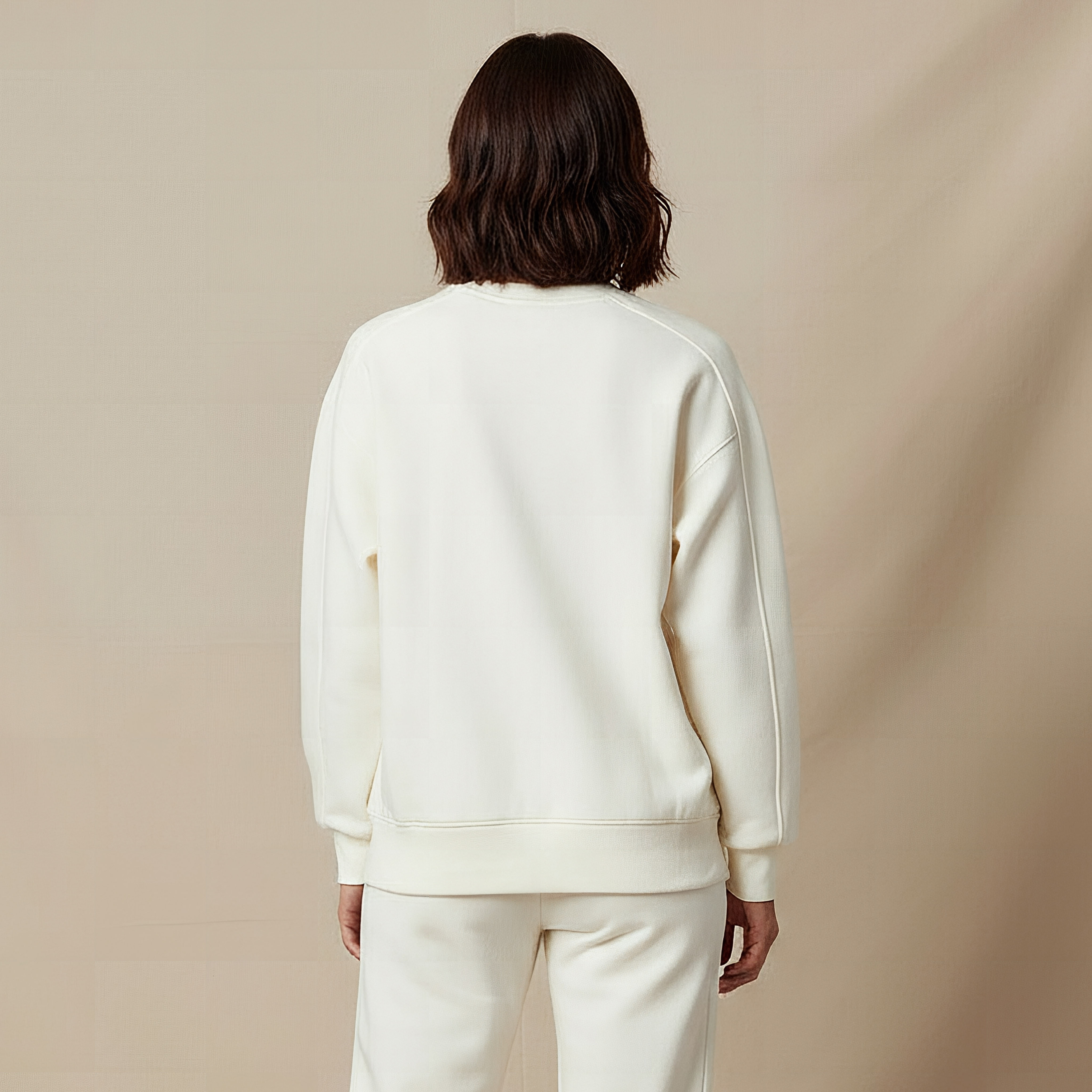 سويت شيرت بقصّة مريحة-women-winterwear-hoodiesandsweatshirts-sweatshirts-image-2
