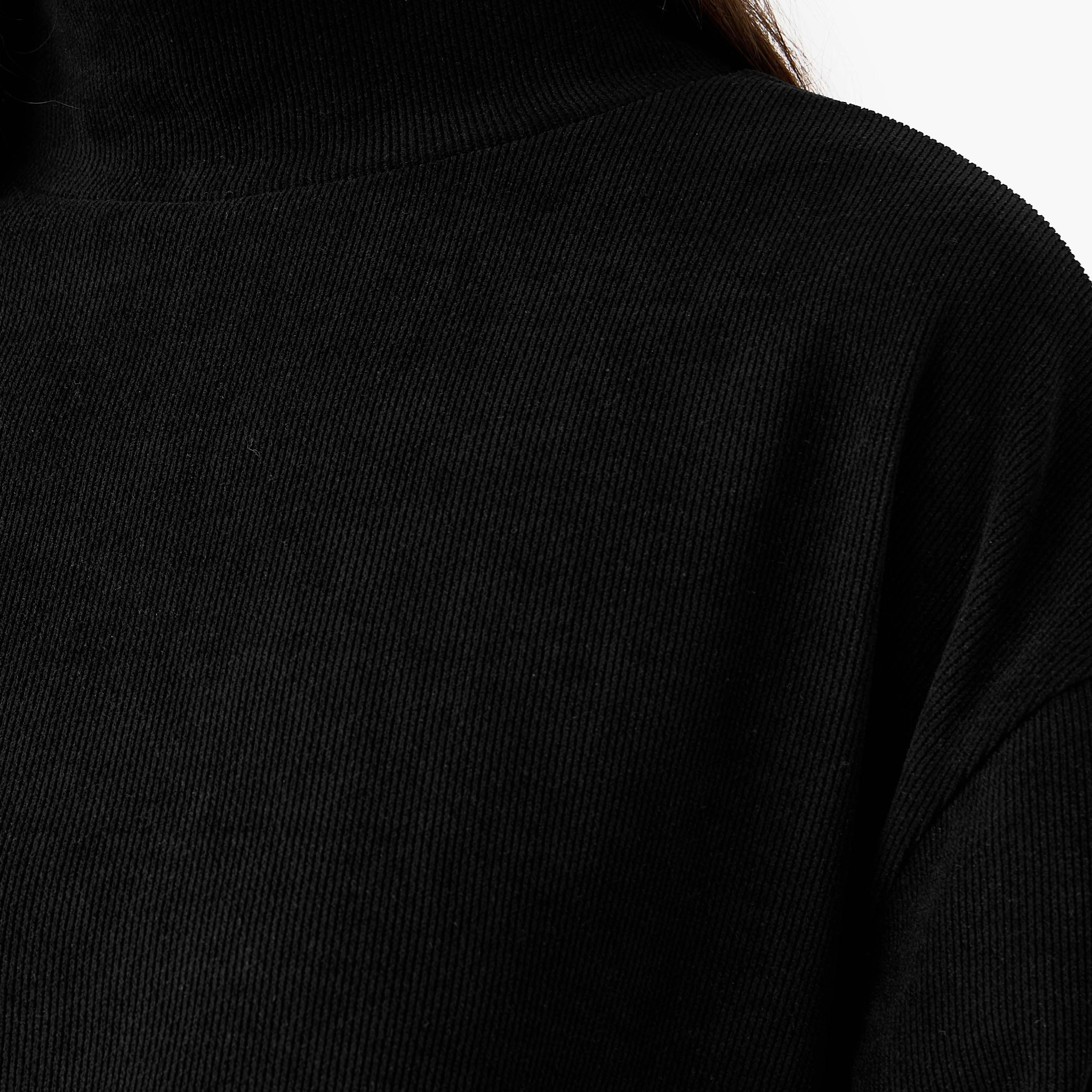 بلوزة بقصة عادية وياقة عالية-women-clothing-tshirts-image-4