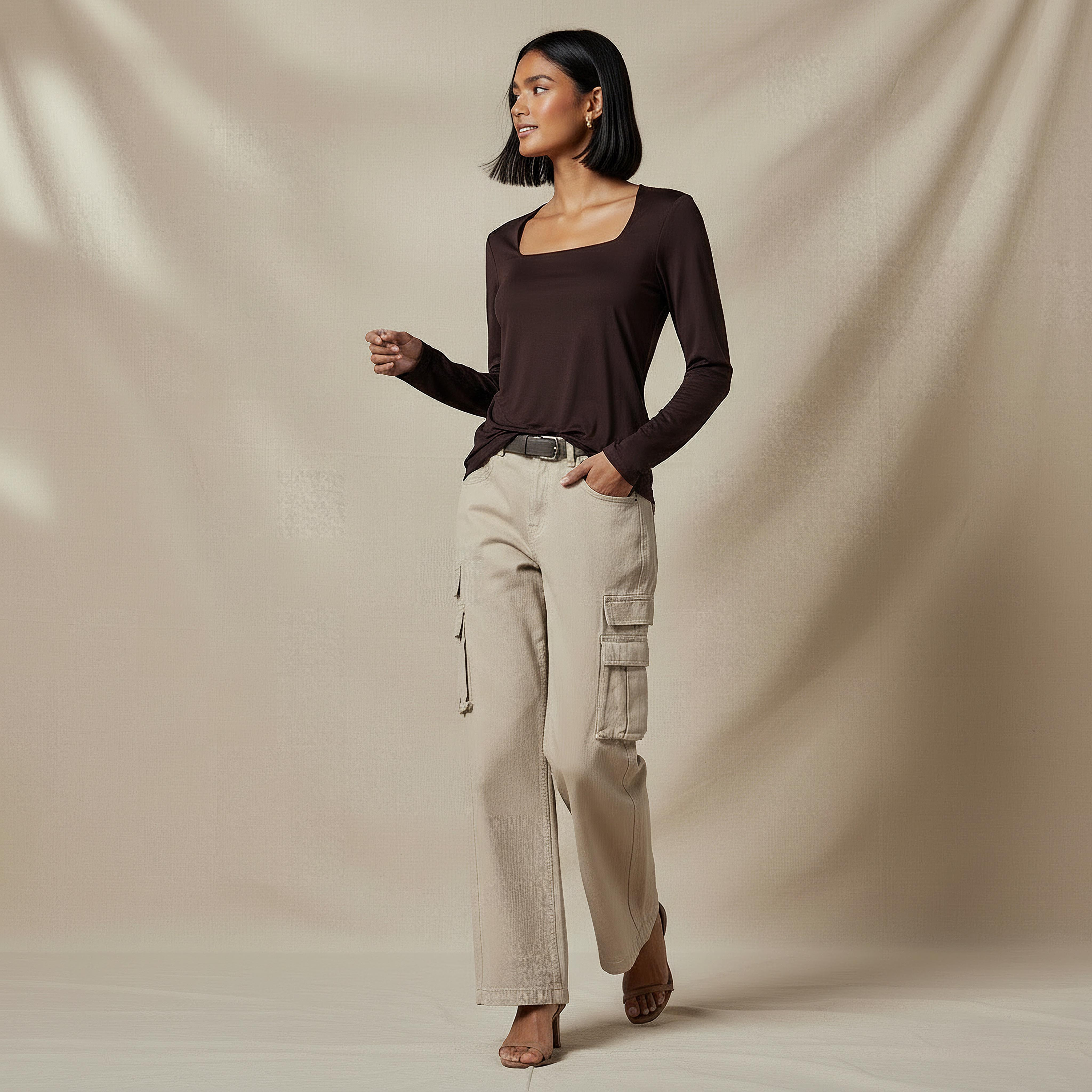 تيشيرت برقبة مربعة وقصة عادية-women-clothing-tshirts-image-2