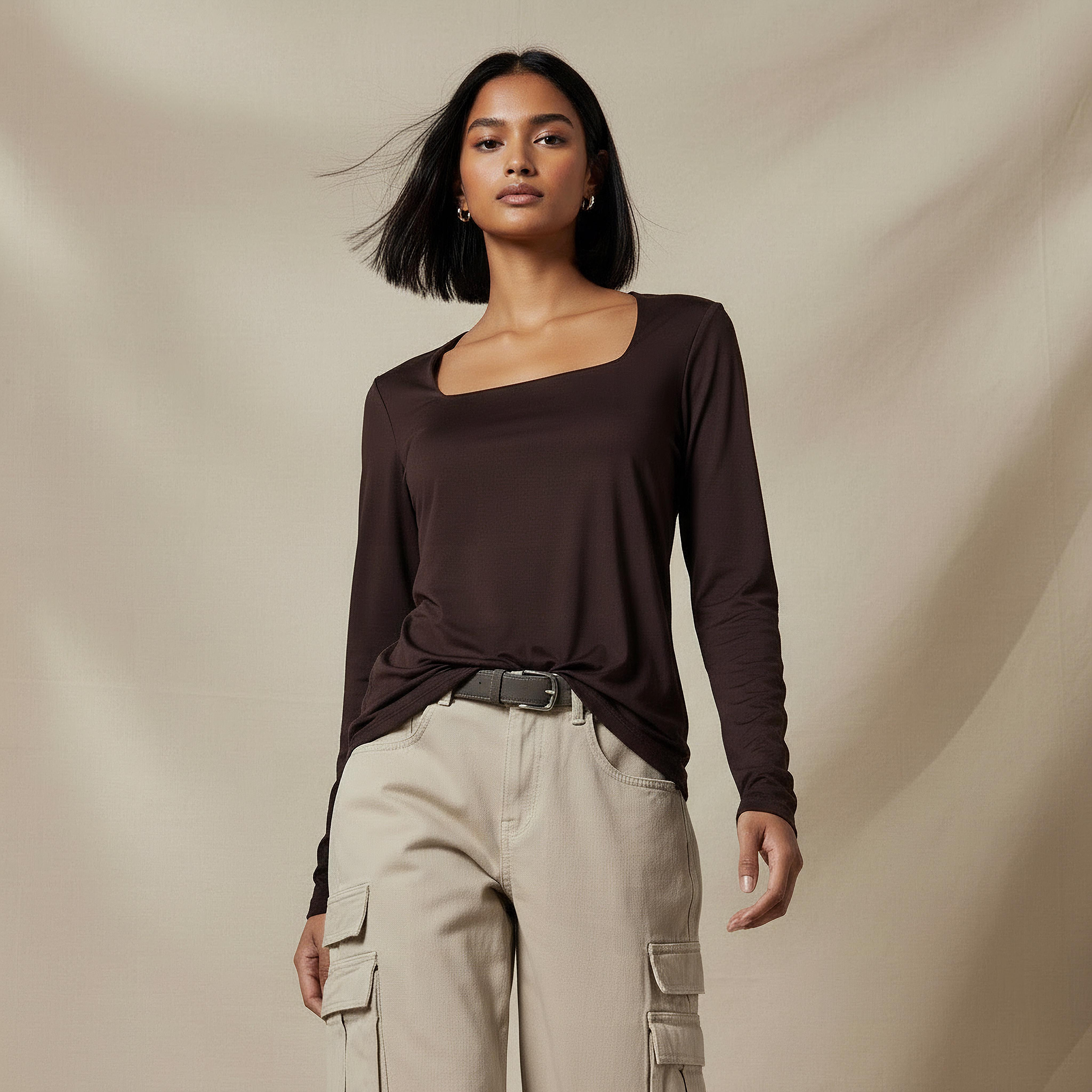 تيشيرت برقبة مربعة وقصة عادية-women-clothing-tshirts-image-6