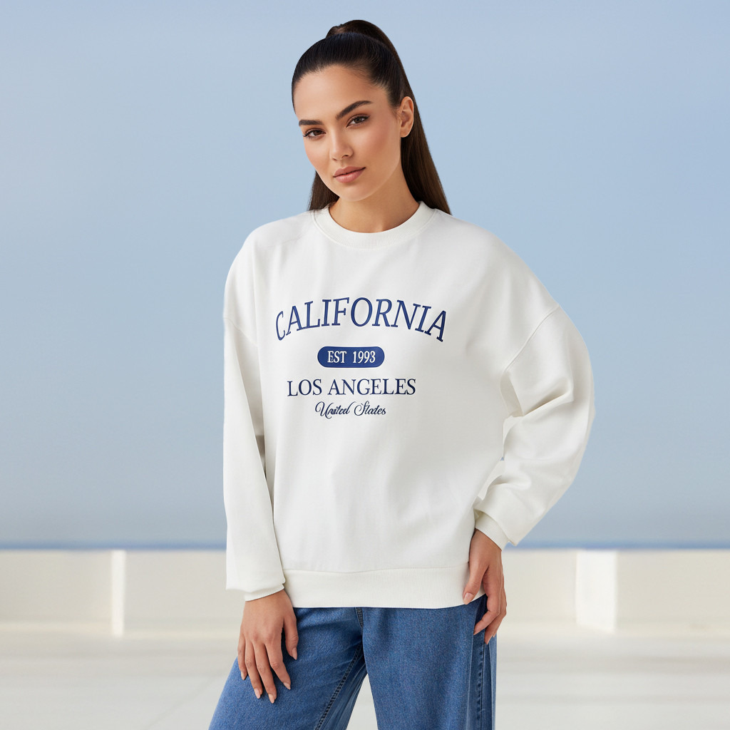 سويت شيرت بقصة عادية وطبعات-women-winterwear-hoodiesandsweatshirts-sweatshirts-image-2