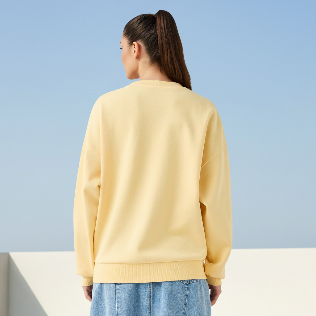 سويت شيرت بقصة عادية وطبعات-women-clothing-hoodiesandsweatshirts-sweatshirts-image-3