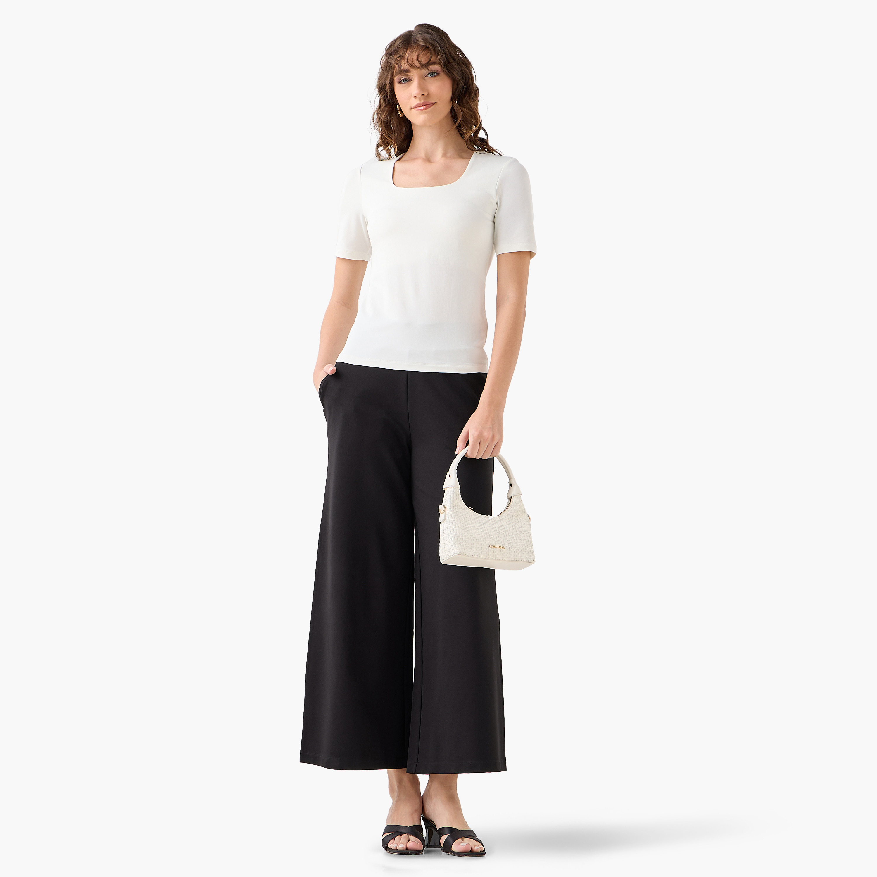 بنطلون واسع الساقين بخصر مرن-women-clothing-bottoms-trousers-image-3