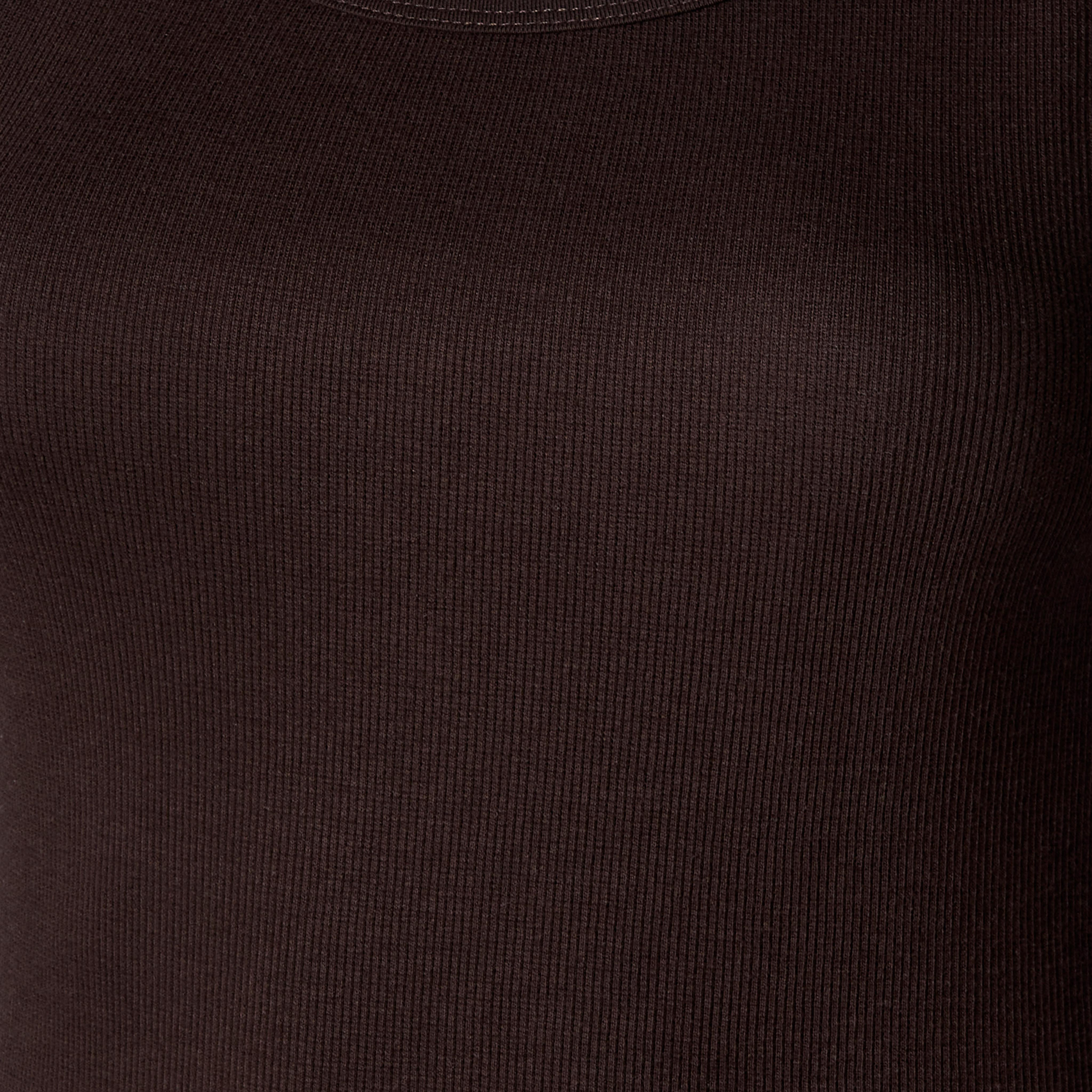 بلوزة تانك بارزة الملمس مضلعة بقصّة سليم-women-clothing-tshirts-image-2