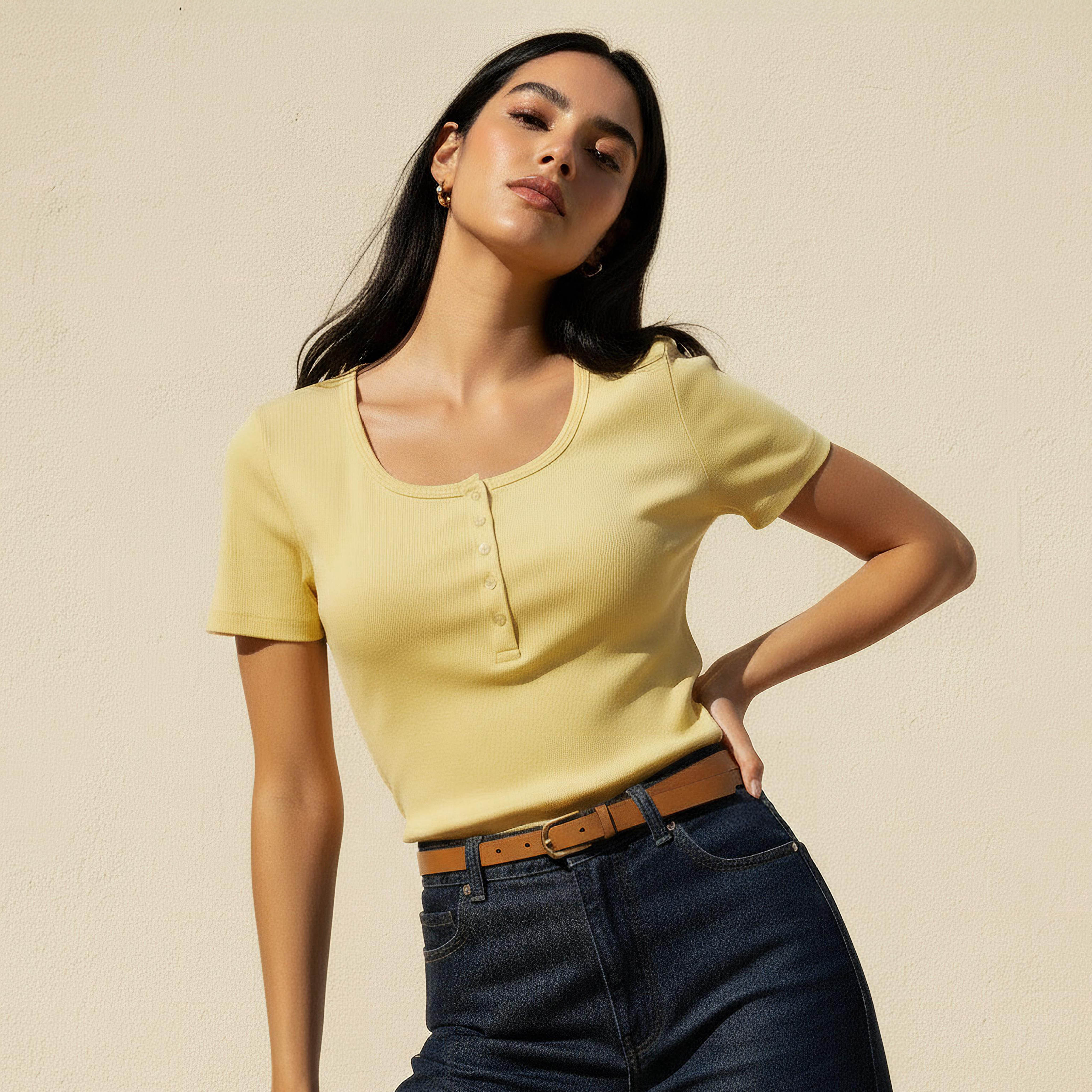 تيشيرت بملمس مضلع بارز-women-clothing-tshirts-image-1