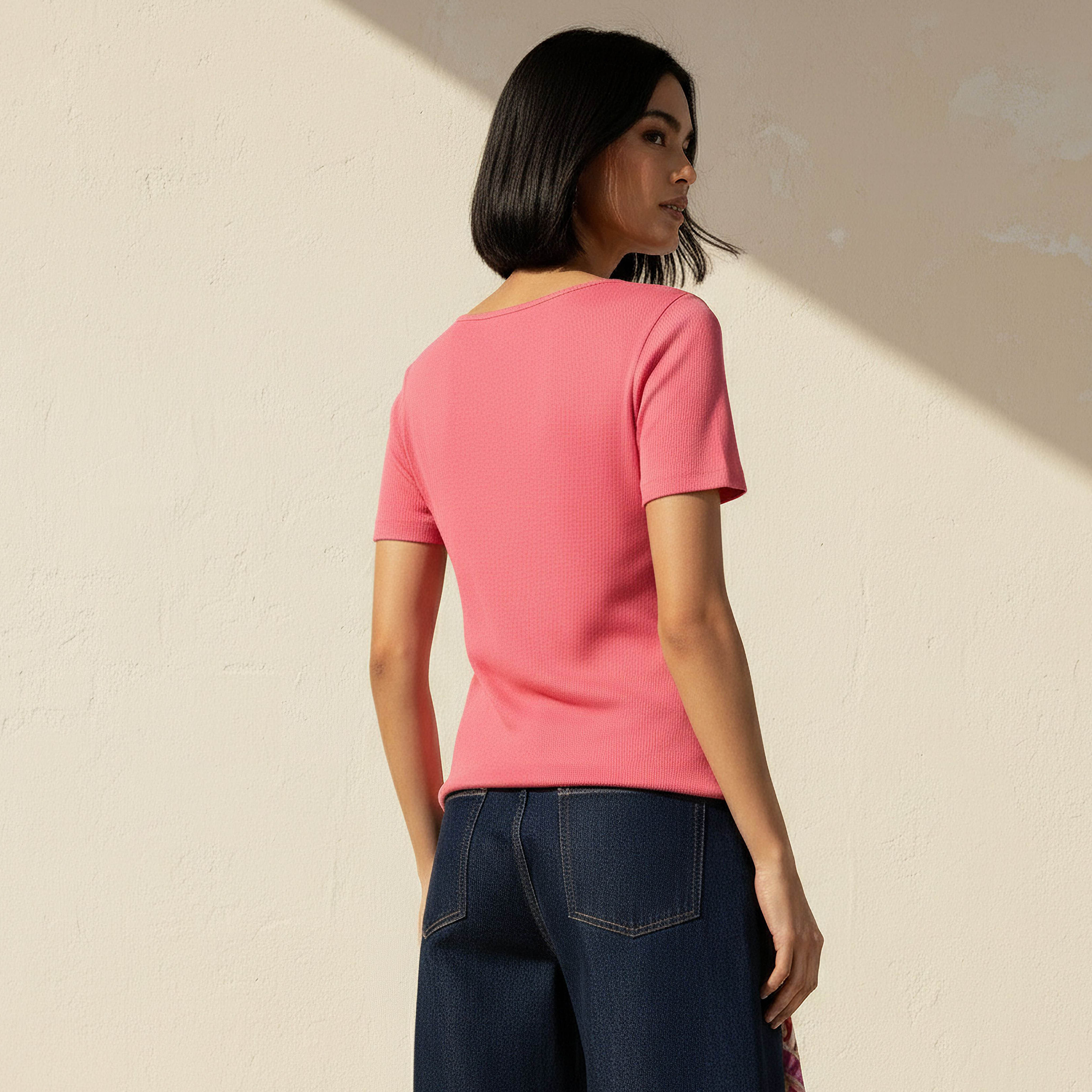 تيشيرت بملمس مضلع بارز-women-clothing-tshirts-image-4