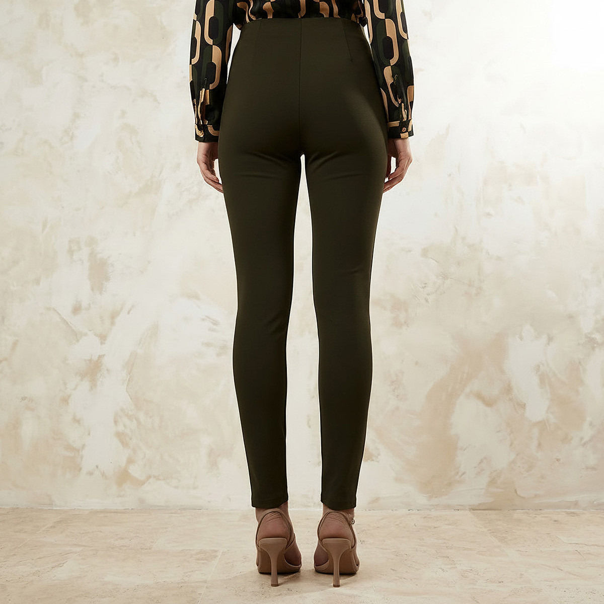 بنطلون ليقنز بخصر مرتفع-women-clothing-leggings-image-4