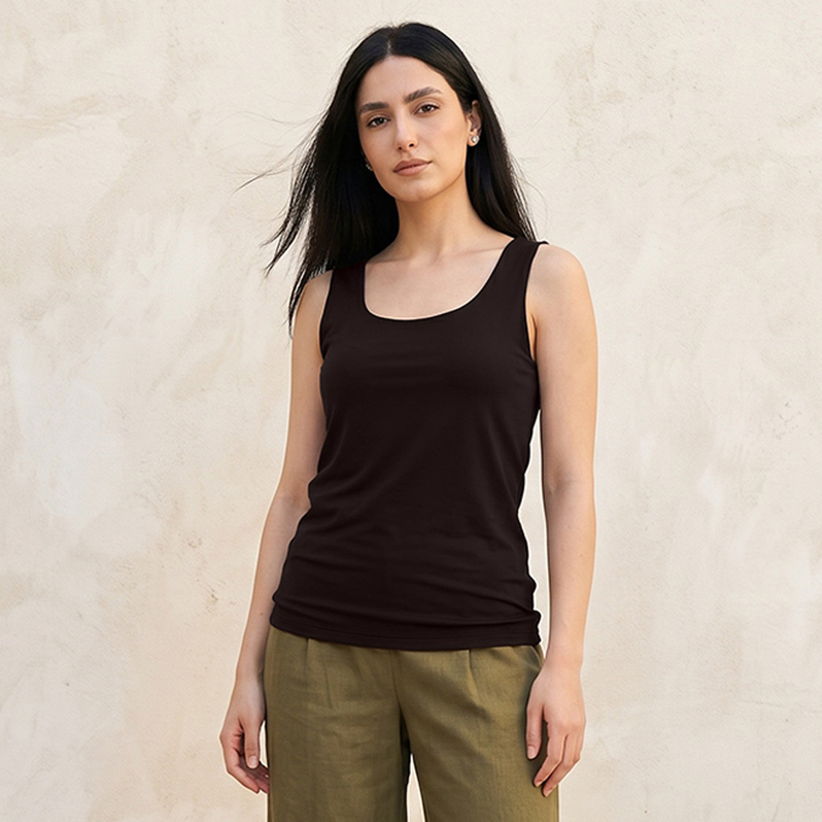 بلوزة تانك بحمالات عريضة للنساء-women-clothing-tshirts-image-1