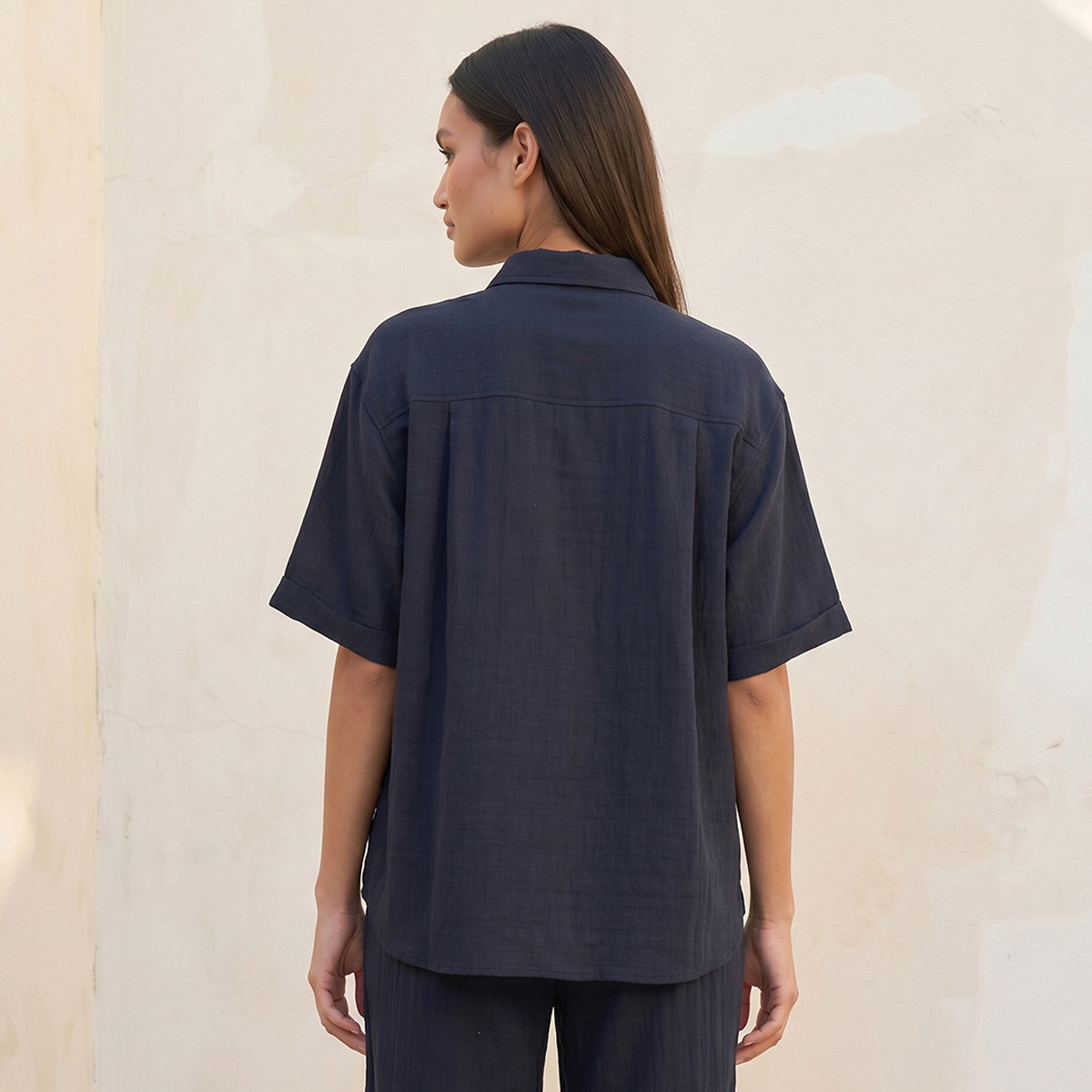 قميص بفتحة أزرار مخفية من سبلاش بيزك-women-clothing-shirtsandblouses-shirts-image-4
