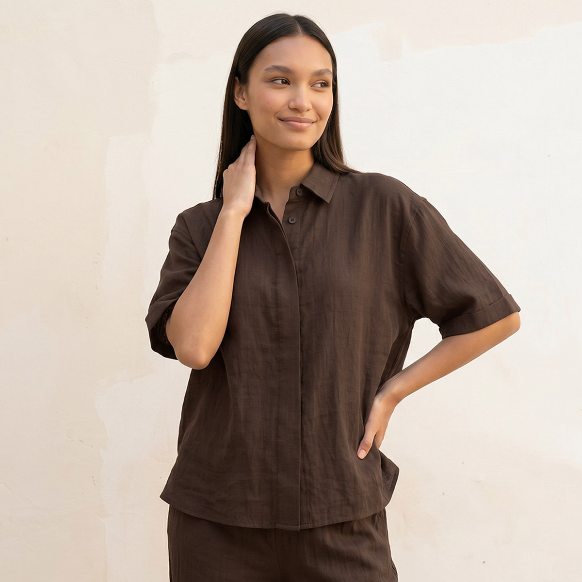 قميص بفتحة أزرار مخفية من سبلاش بيزك-women-clothing-shirtsandblouses-shirts-image-1