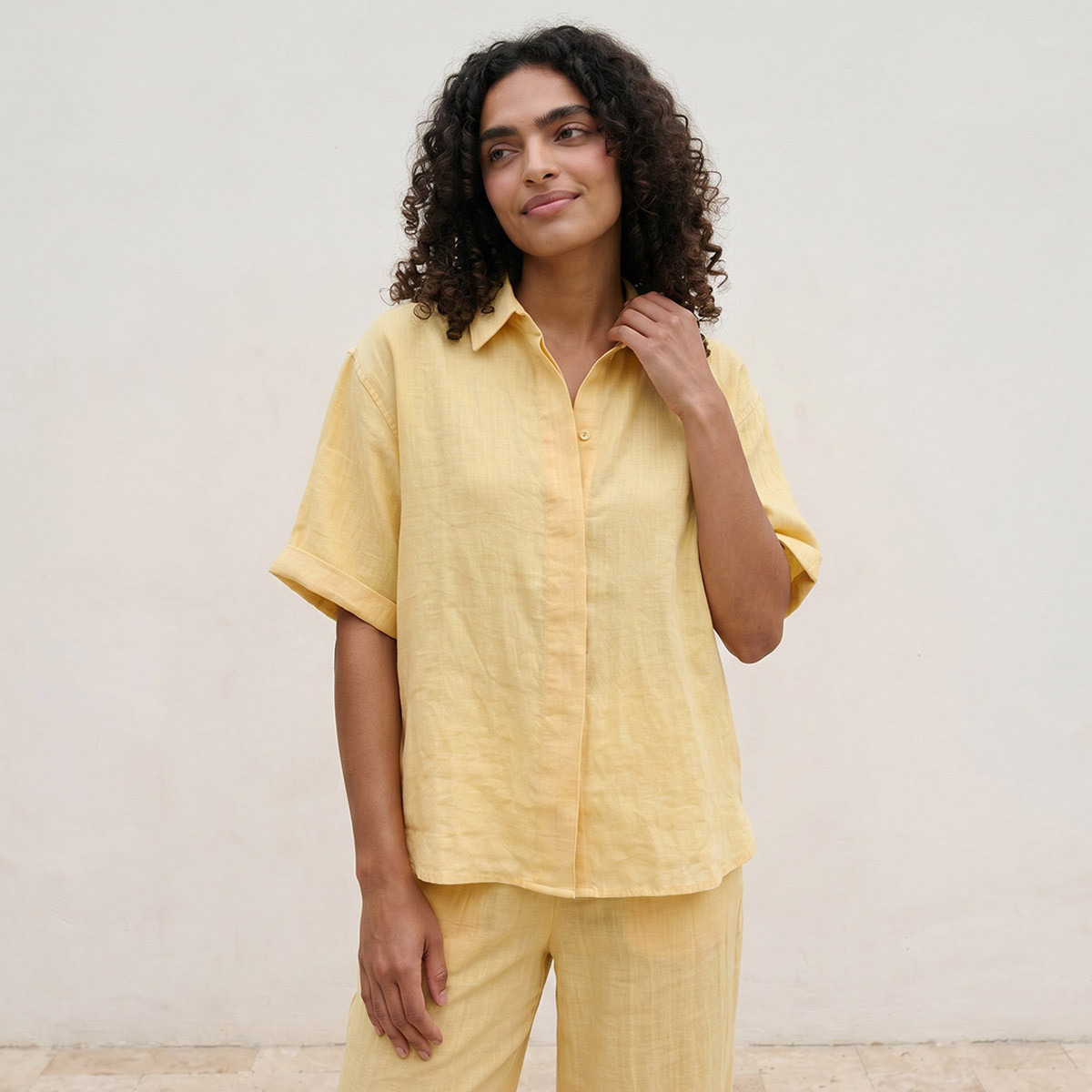 قميص بفتحة أزرار مخفية من سبلاش بيزك-women-clothing-shirtsandblouses-shirts-image-1