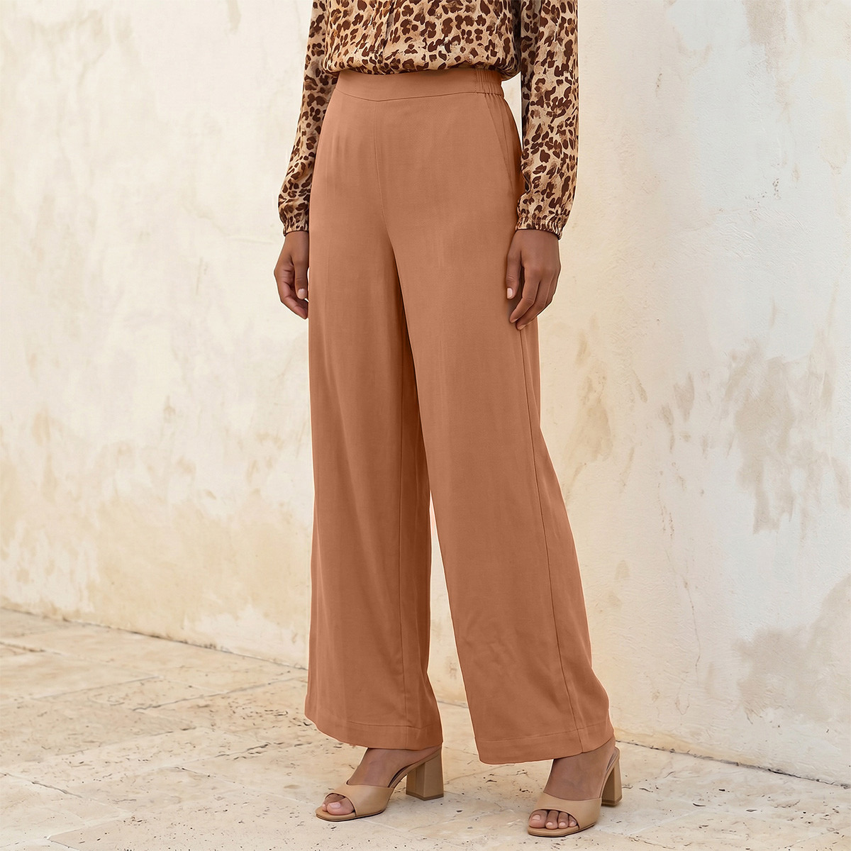 بنطلون فيسكوز بخصر نصف مطاطي من سبلاش بيسك-women-clothing-trousers-image-1