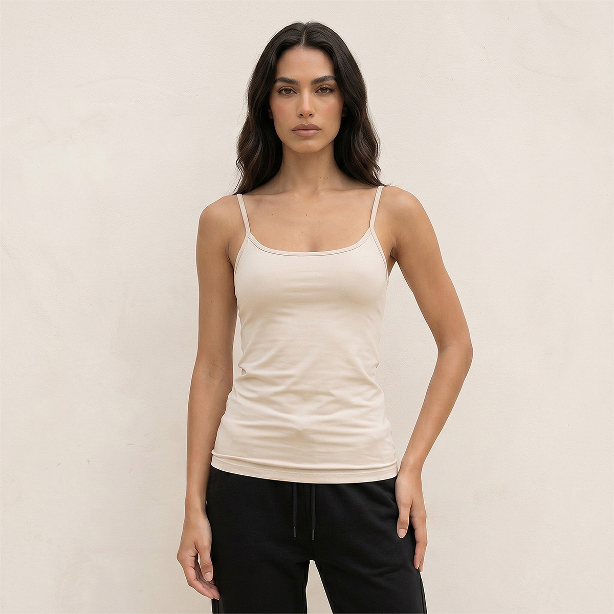 قميص داخلي بقصة عادية وحمالات رفيعة من سبلاش بيسك-women-clothing-tshirts-image-1