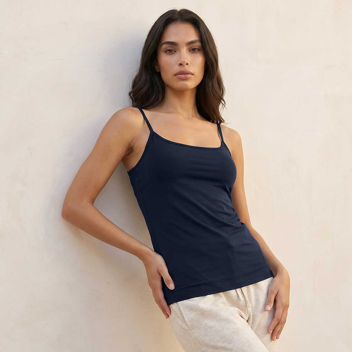 قميص داخلي بقصة عادية وحمالات رفيعة من سبلاش بيسك-women-clothing-tshirts-image-6