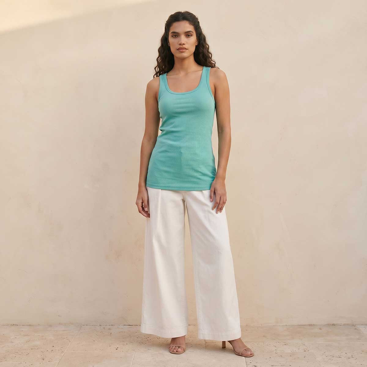 بلوزة تانك مضلعة بقصة ضيقة من سبلاش بيسك-women-clothing-tshirts-image-5