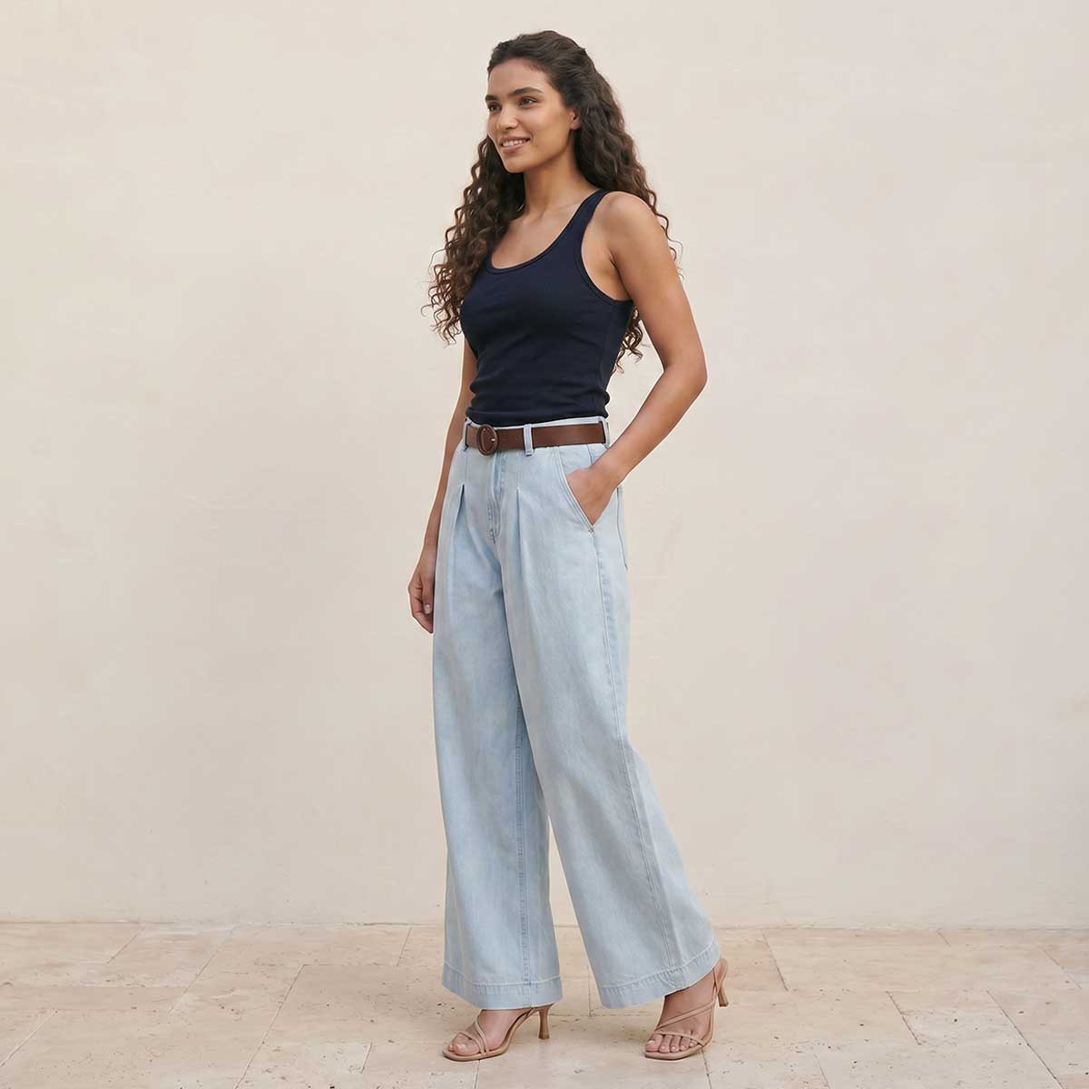 بلوزة تانك مضلعة بقصة ضيقة من سبلاش بيسك-women-clothing-tshirts-image-3