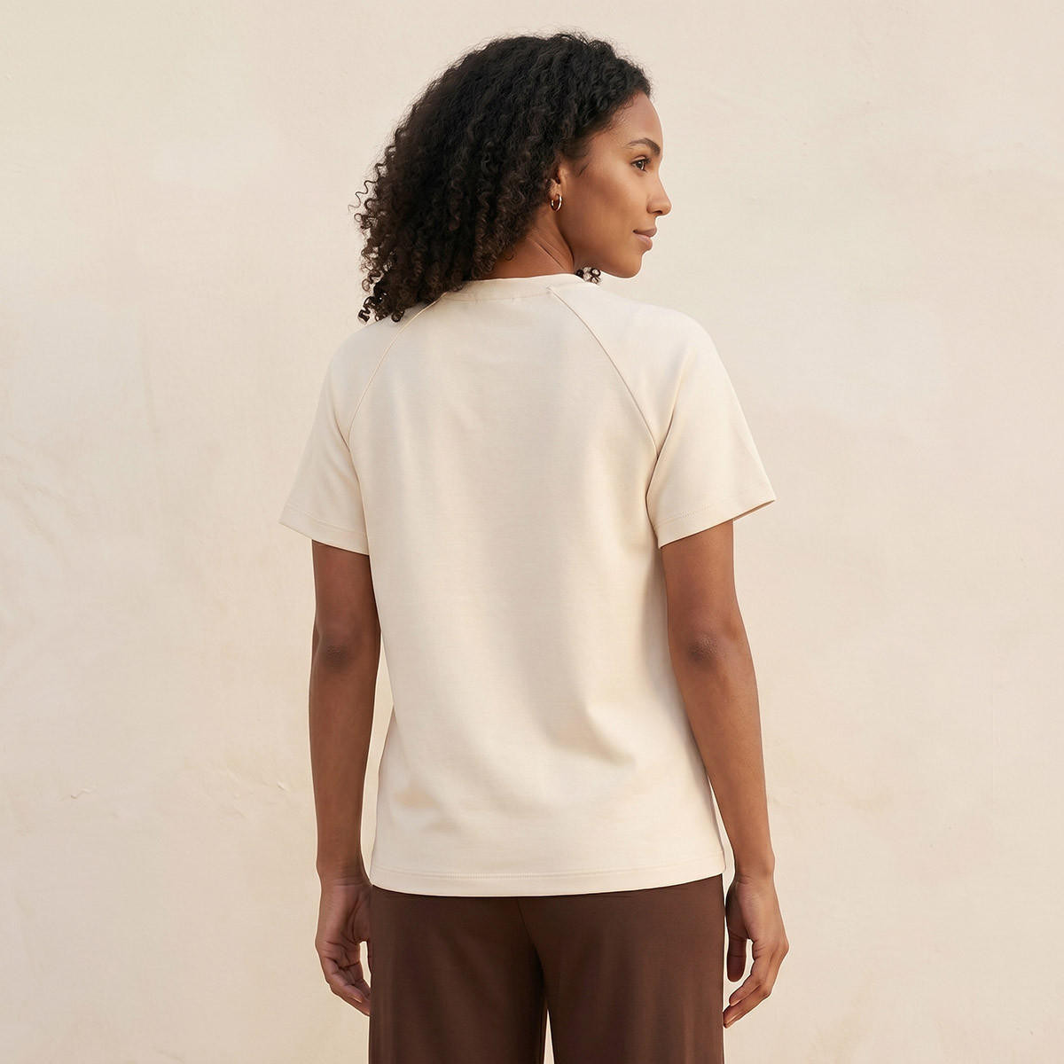 تيشيرت ناعم الملمس بأكمام مغايرة من سبلاش بيزكس-women-clothing-tshirts-image-3
