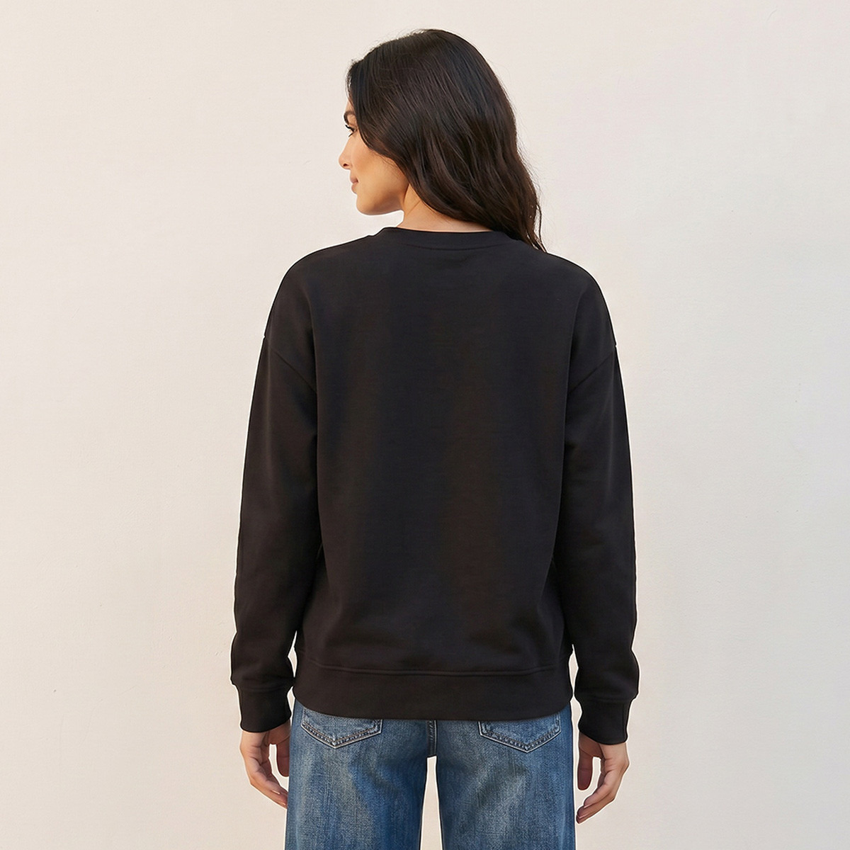 سويت شيرت ناعم الملمس بتفاصيل درزات من سبلاش بيزكس-women-clothing-hoodiesandsweatshirts-sweatshirts-image-4